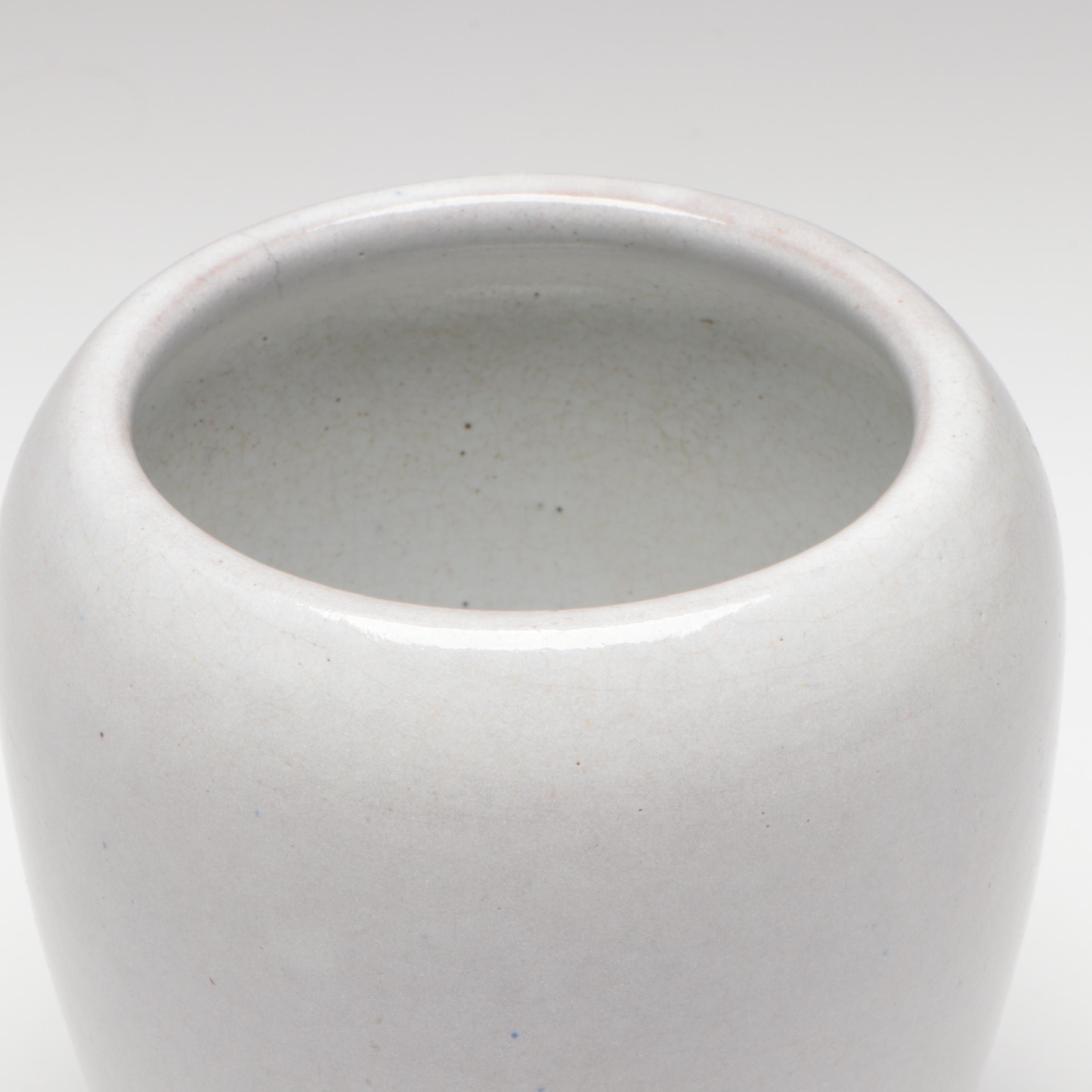 Paul Revere Pottery White Glazed Ceramic Vase, Early/Mid-20th Century