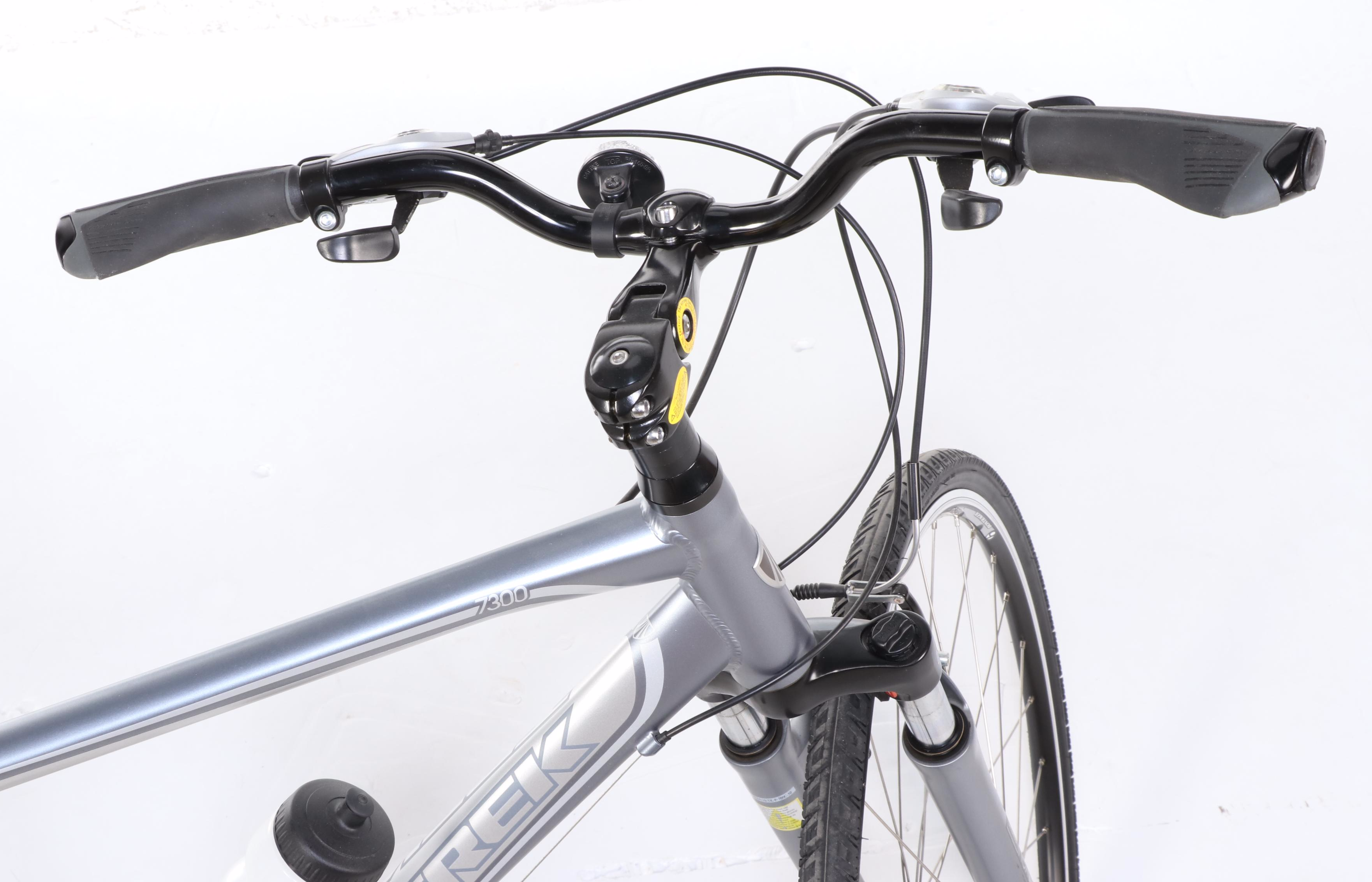 Trek Alpha Aluminum 7300 Men's Mountain Bicycle, 21st Century