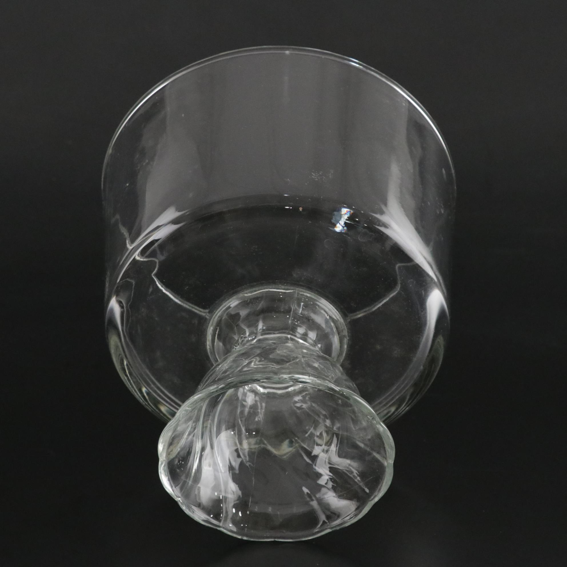 Pampered Chef Two-Piece Trifle Bowl With Lid and Trifle Bowl With Swirl Foot