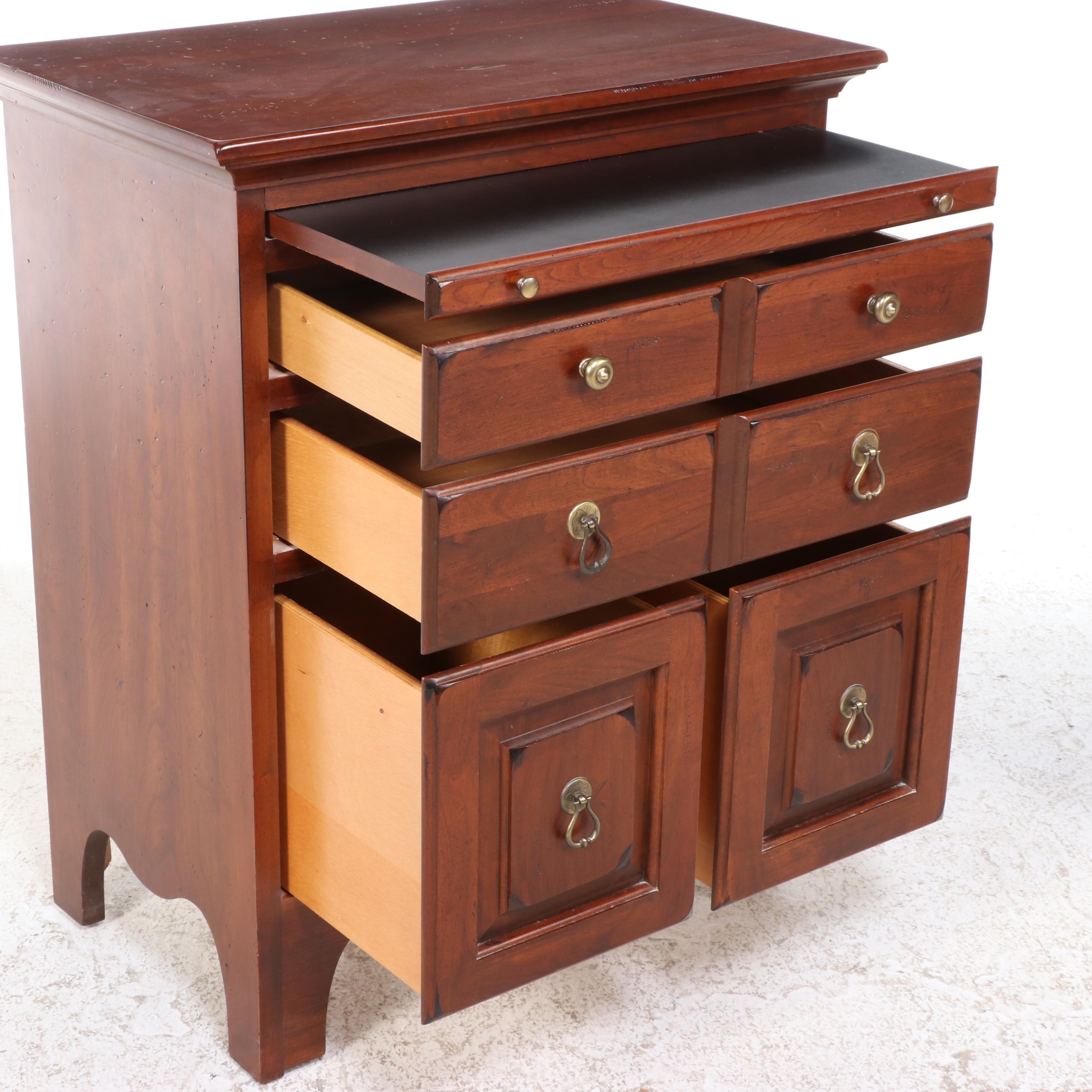 Pair of Ducks Unlimited for Kincaid American Primitive Style Cherry Nightstands