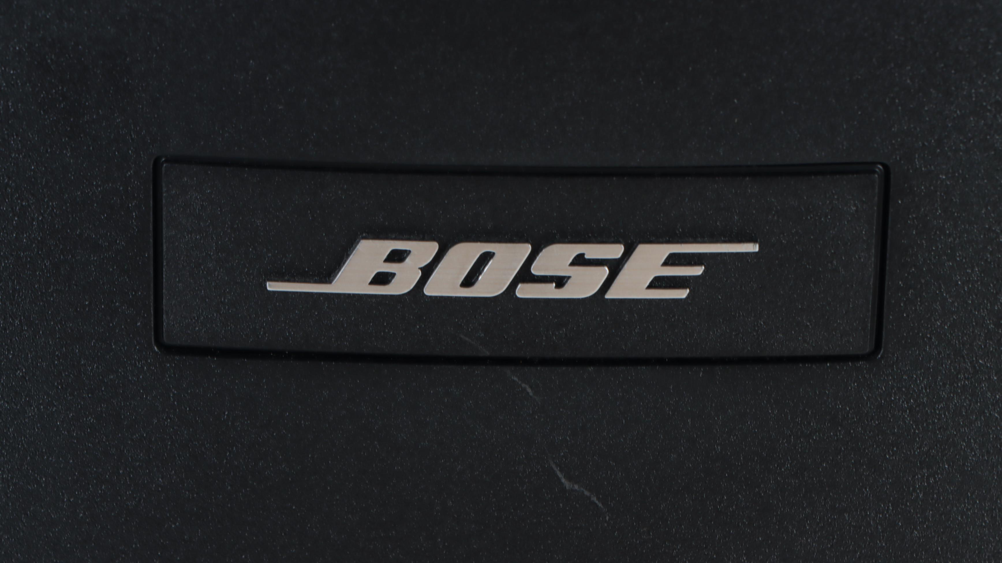 Yamaha RX-V665 Sound AV Receiver with Bose Acoustimass System and Speakers