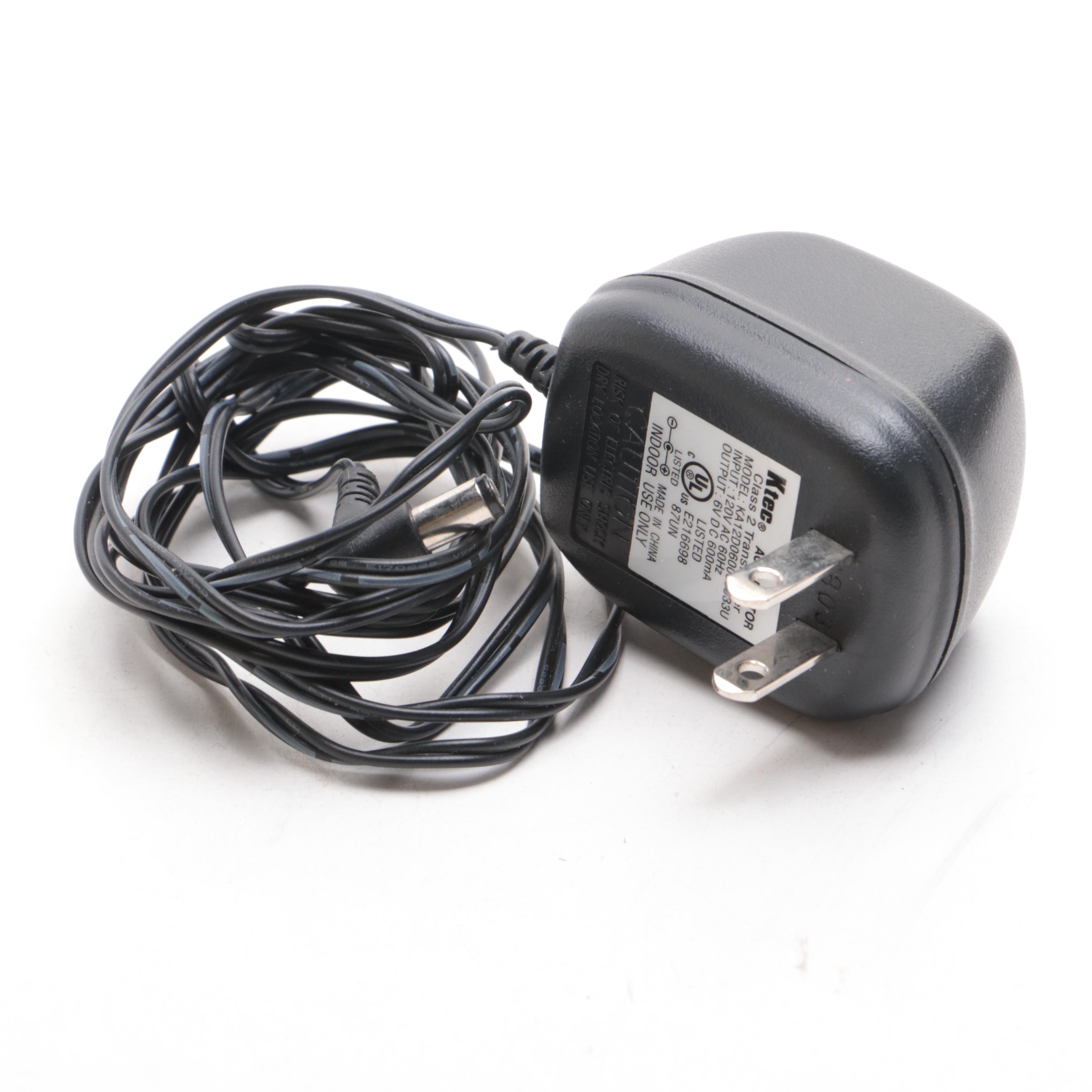 Mr. Christmas Gold Label Collection 75th Anniversary "Musical Chairs" Music Box