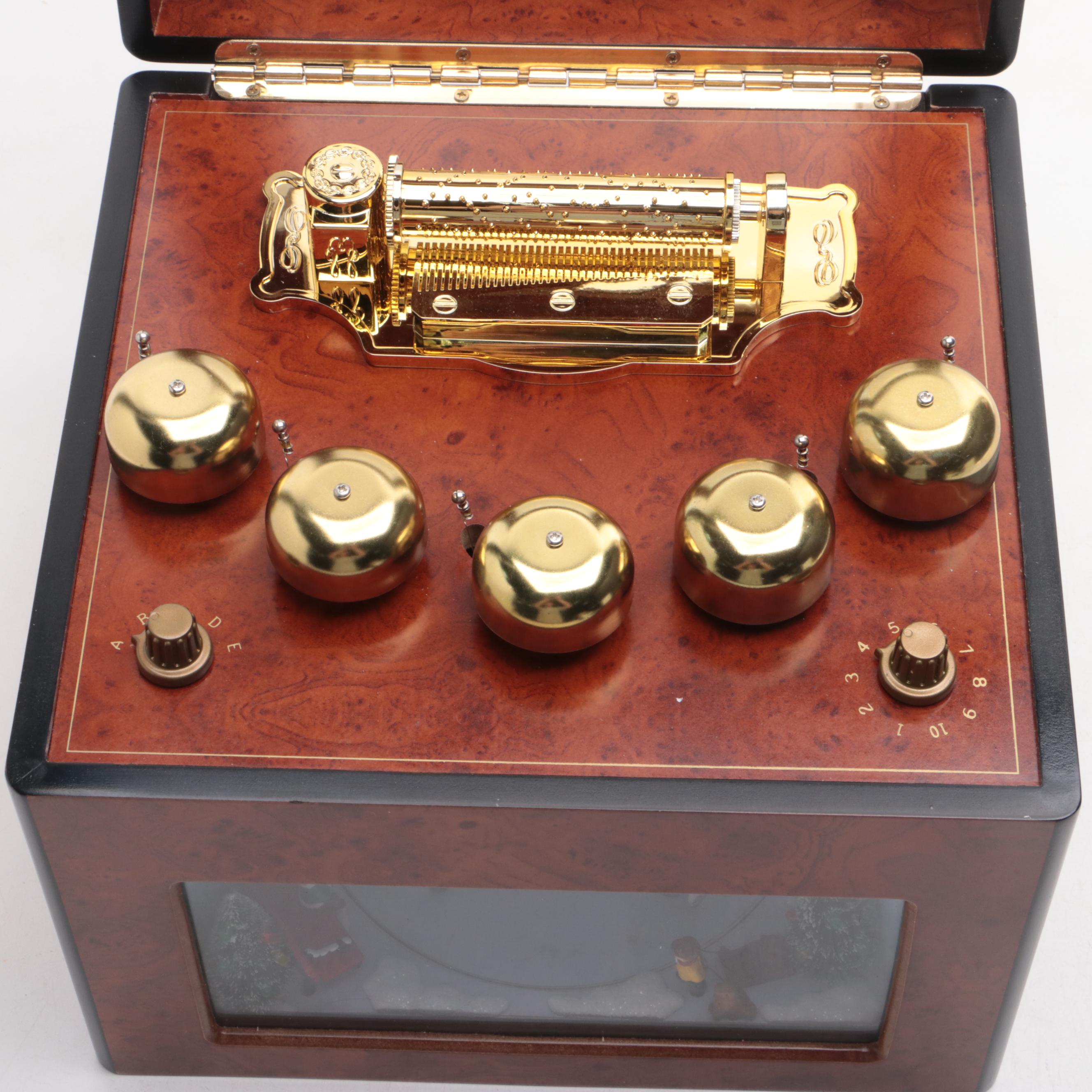 Mr. Christmas "Grand Animated Concertina" Original Classics Wood Music Box