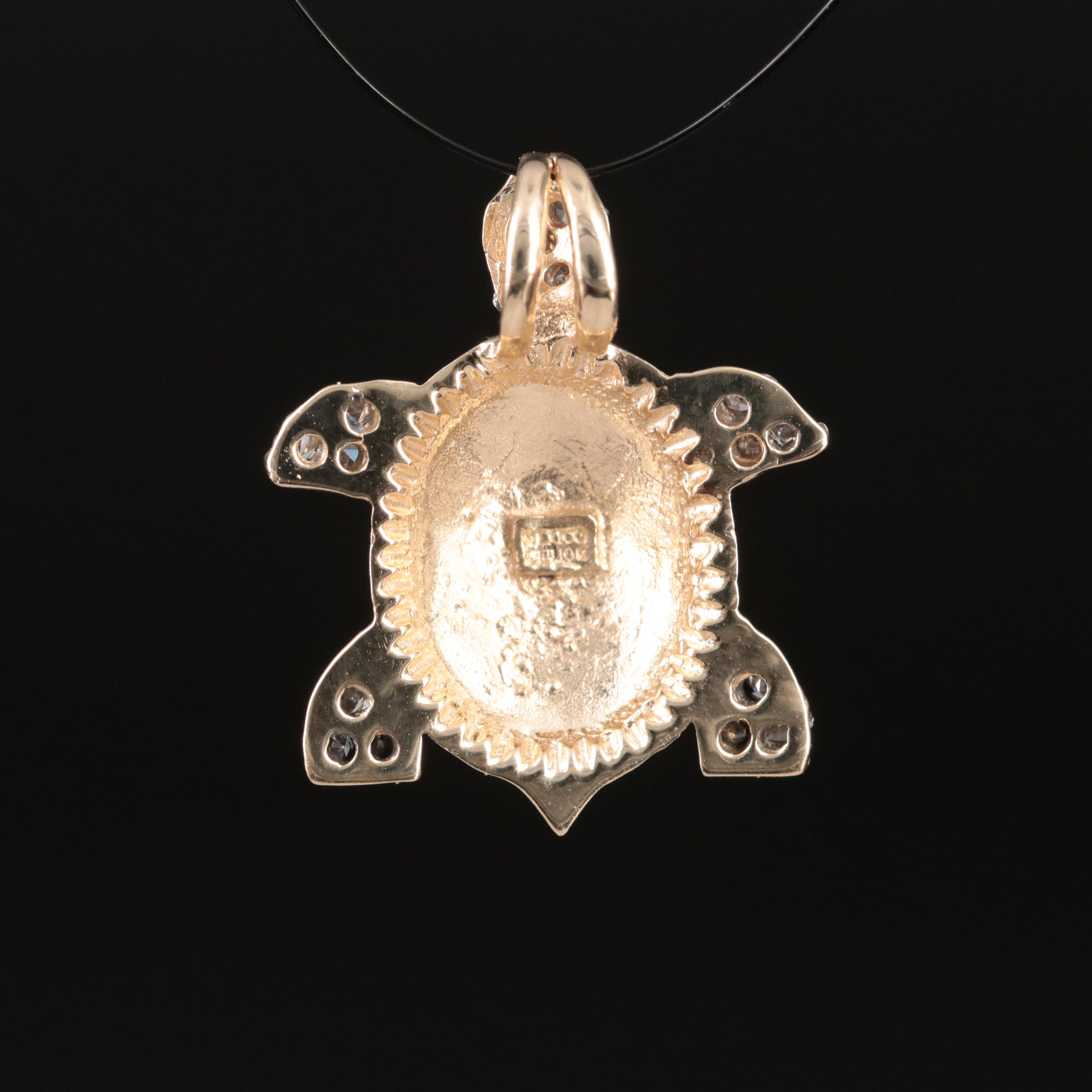10K 0.18 CTW Diamond Turtle Pendant