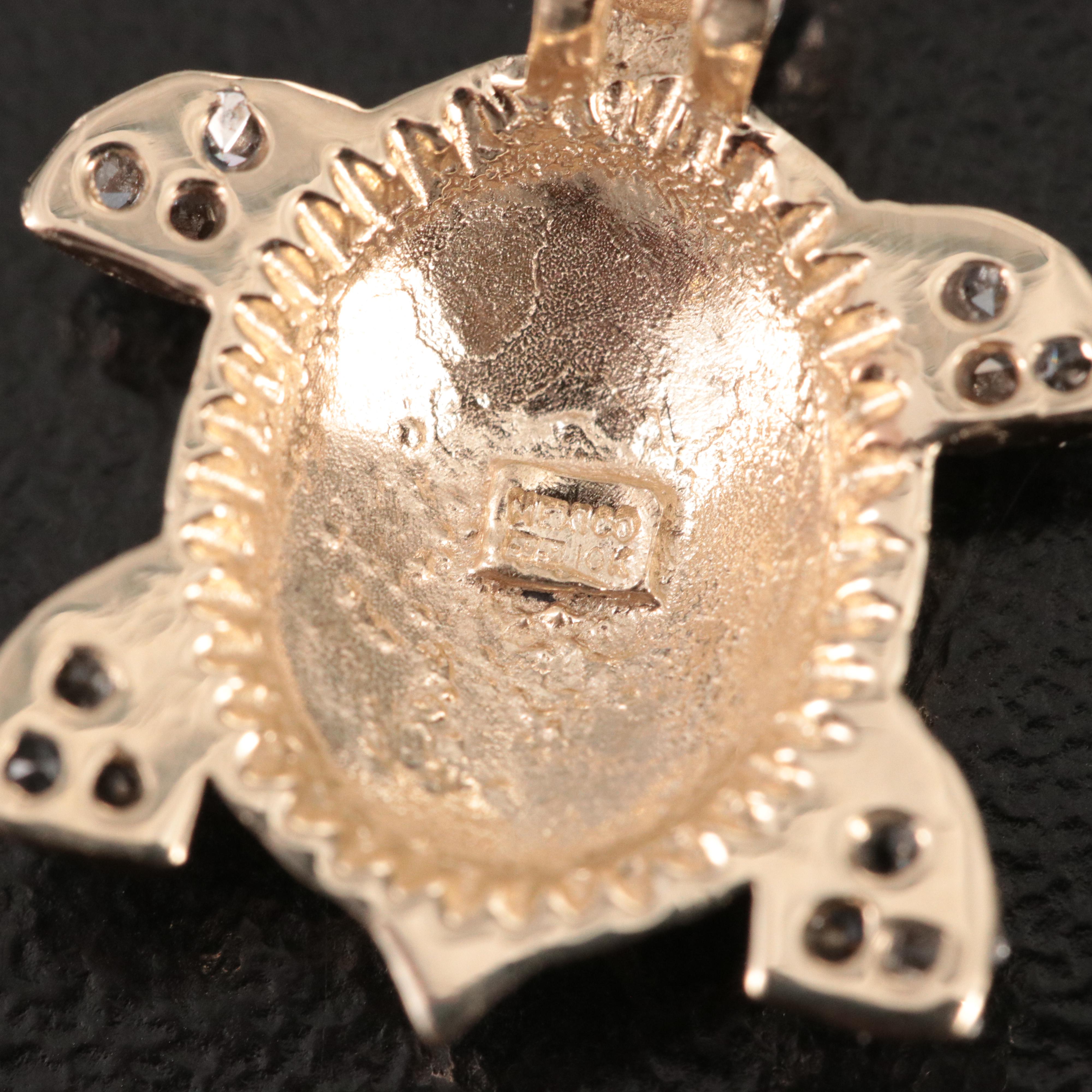 10K 0.18 CTW Diamond Turtle Pendant