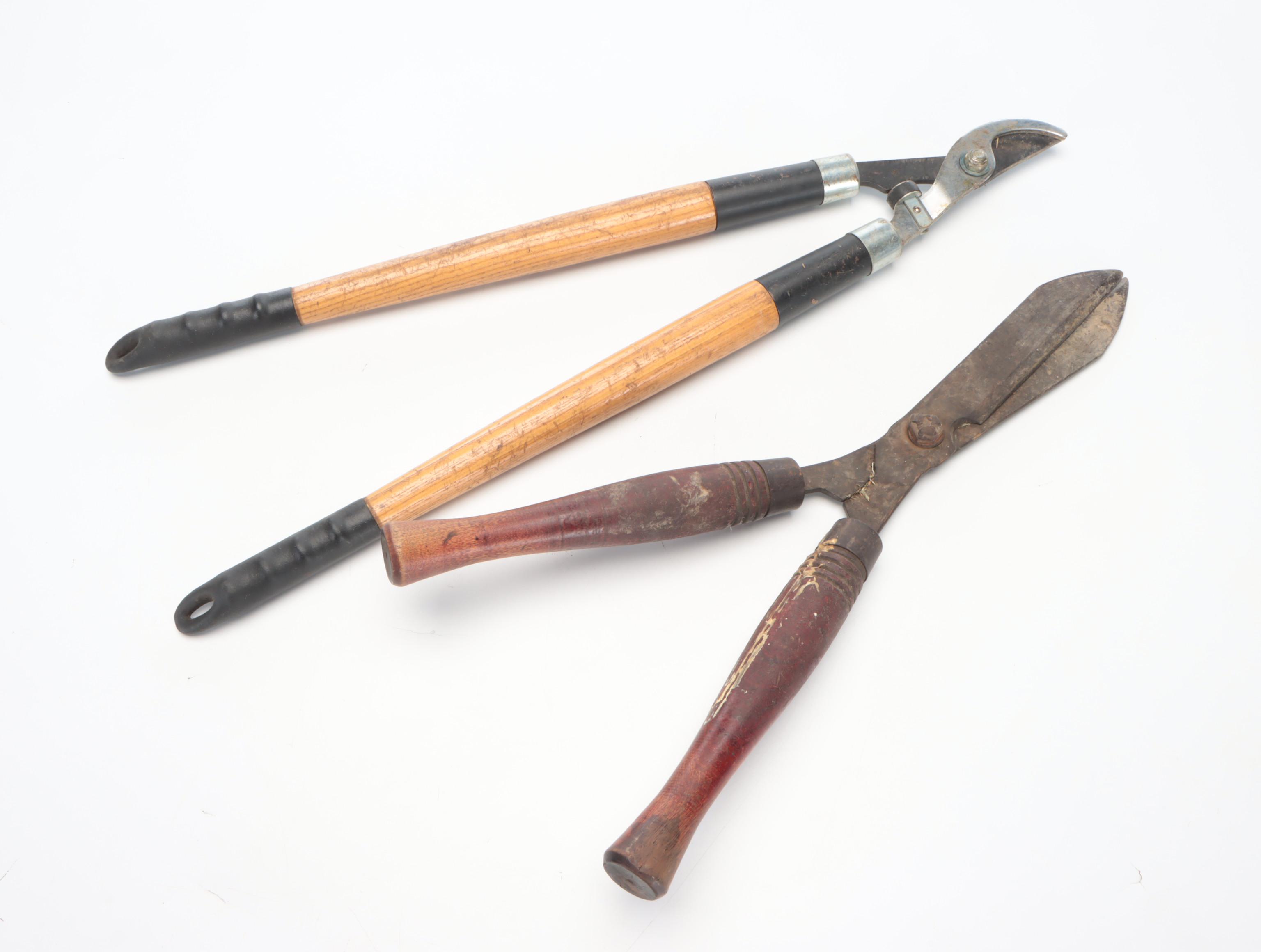 Oregon "Portland" 14" Chainsaw, Wen Circular Saw, with Shovels and More Tools