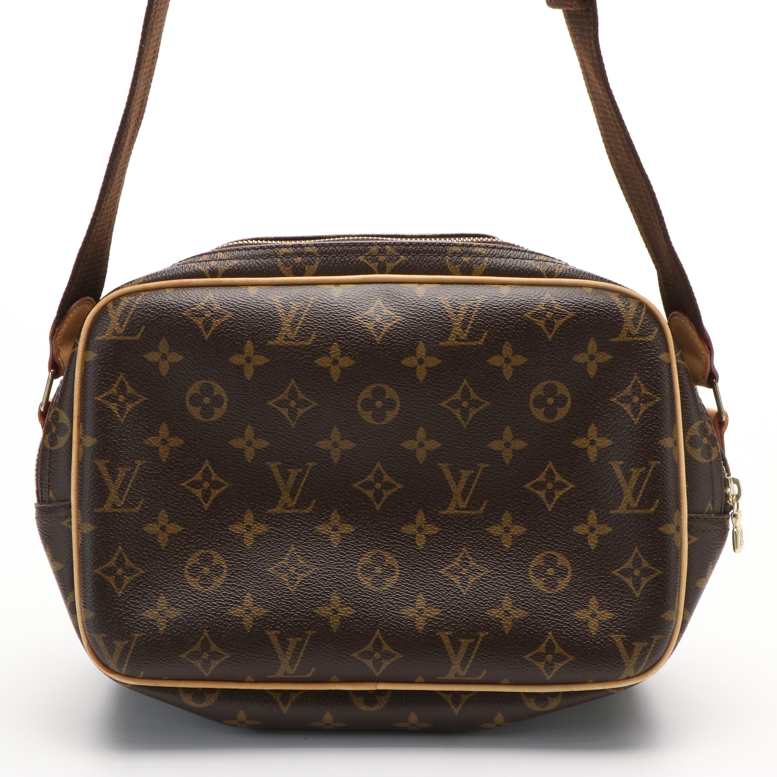 Louis Vuitton Double  Zip Reporter  Shoulder Bag in Monogram Canvas