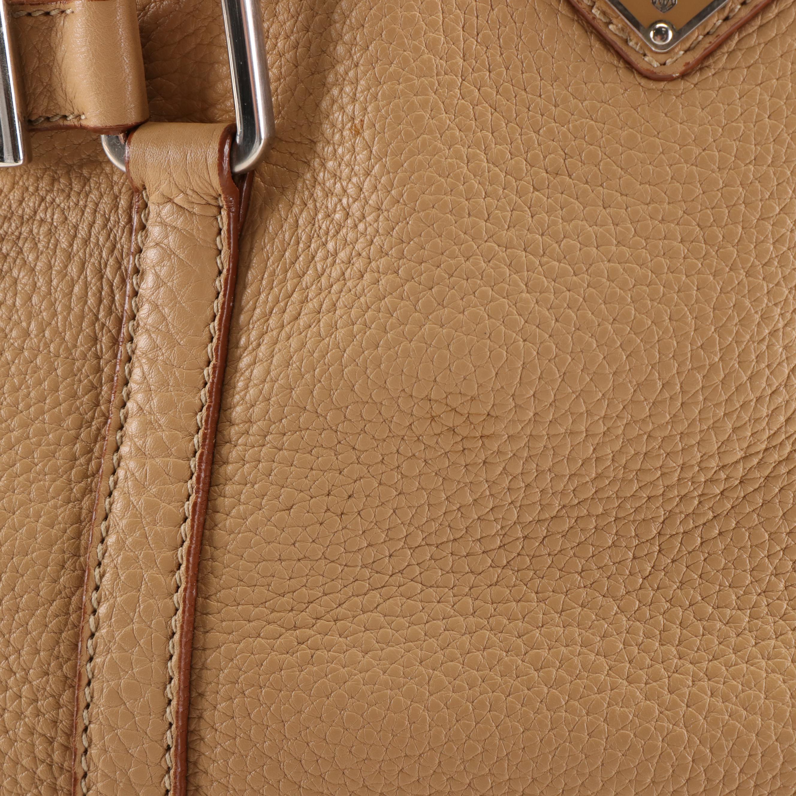 Prada Shopper Tote Bag in Beige Vitello Daino Leather