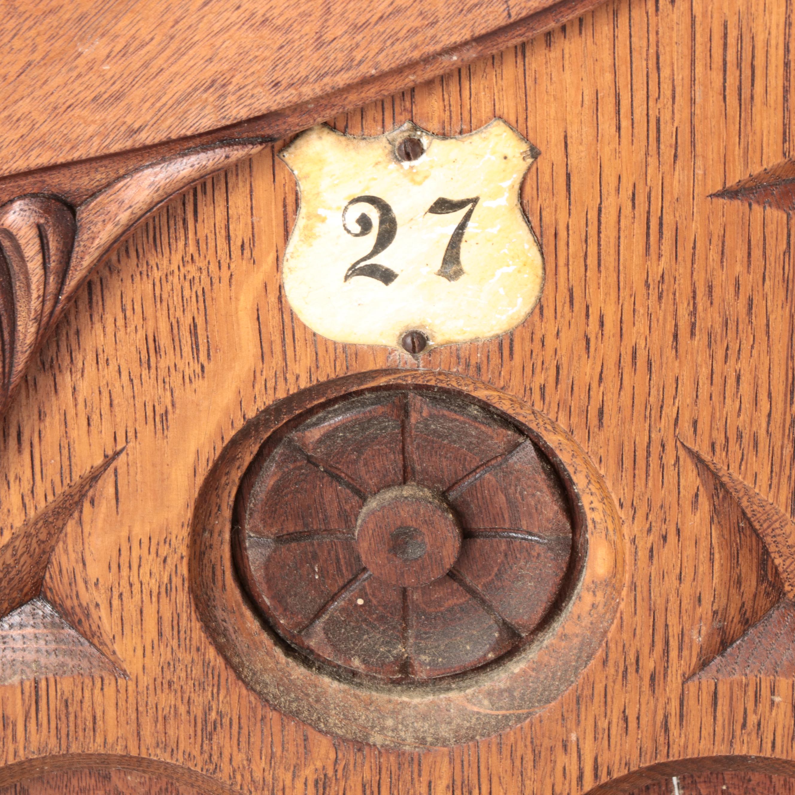 Gothic Revival Carved and Quartersawn Oak Church Pew, Early 20th Century
