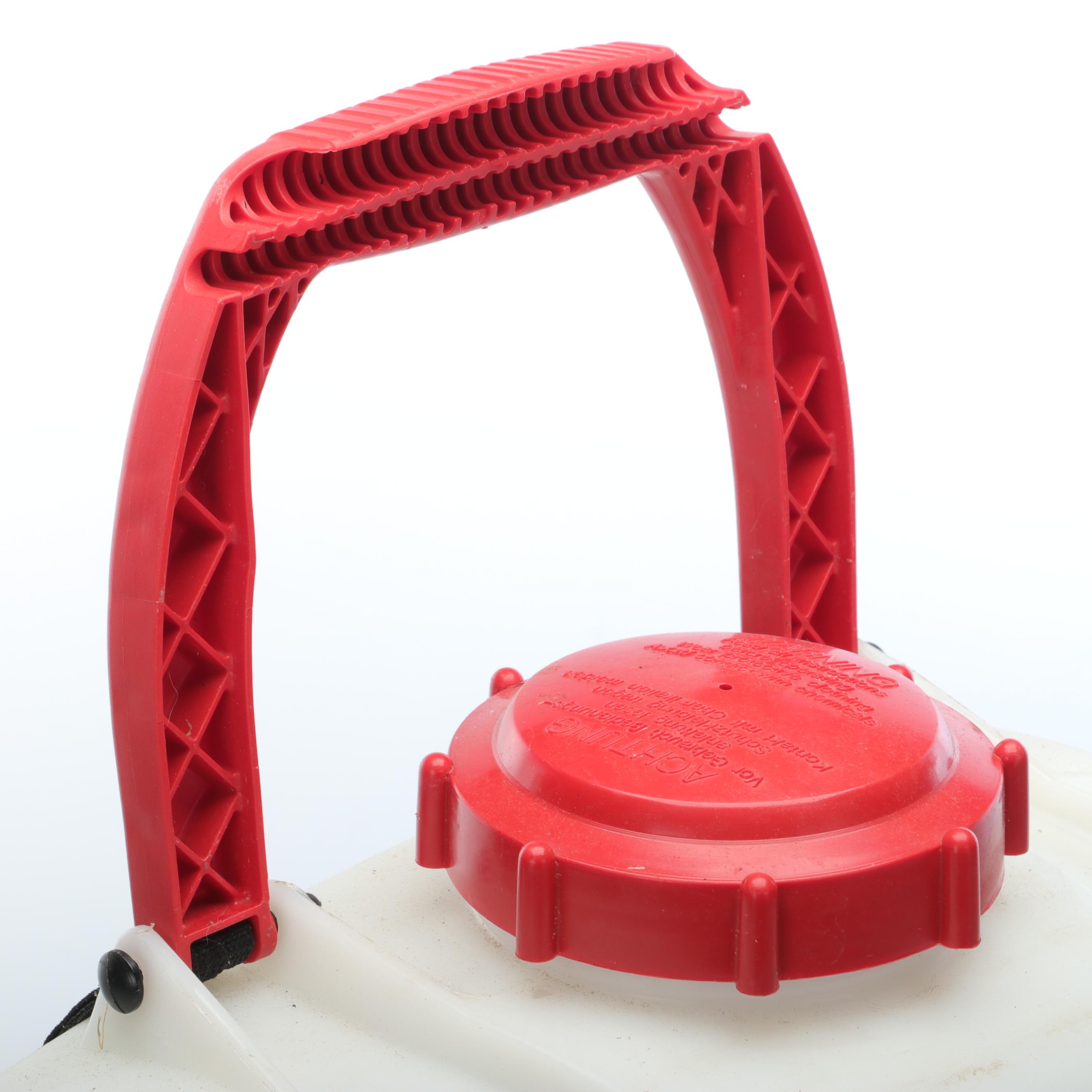 Solo 4 Gallon Backpack Lawn Sprayer