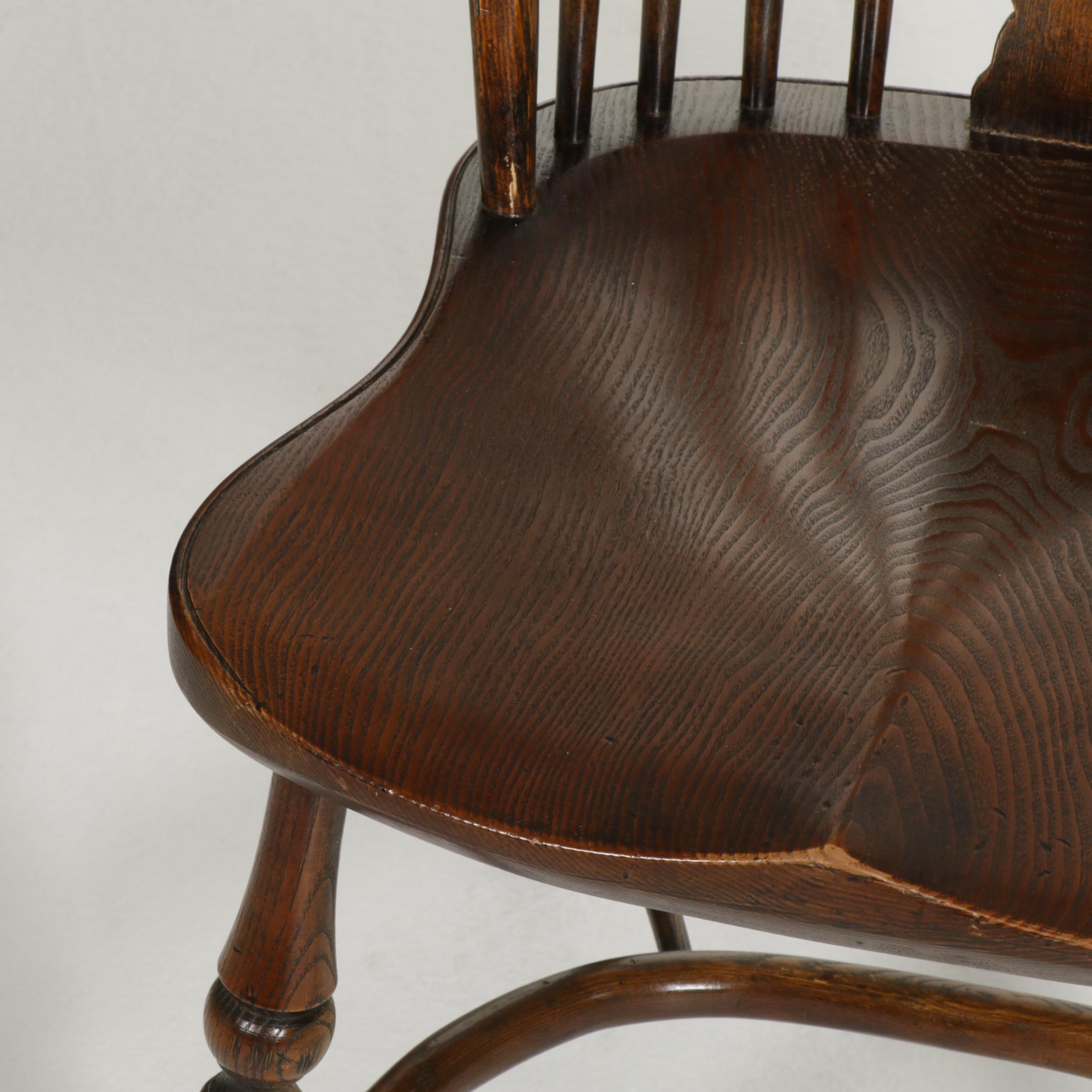 Thames Valley Style Pierced-Splat Reproduction Windsor Side Chairs