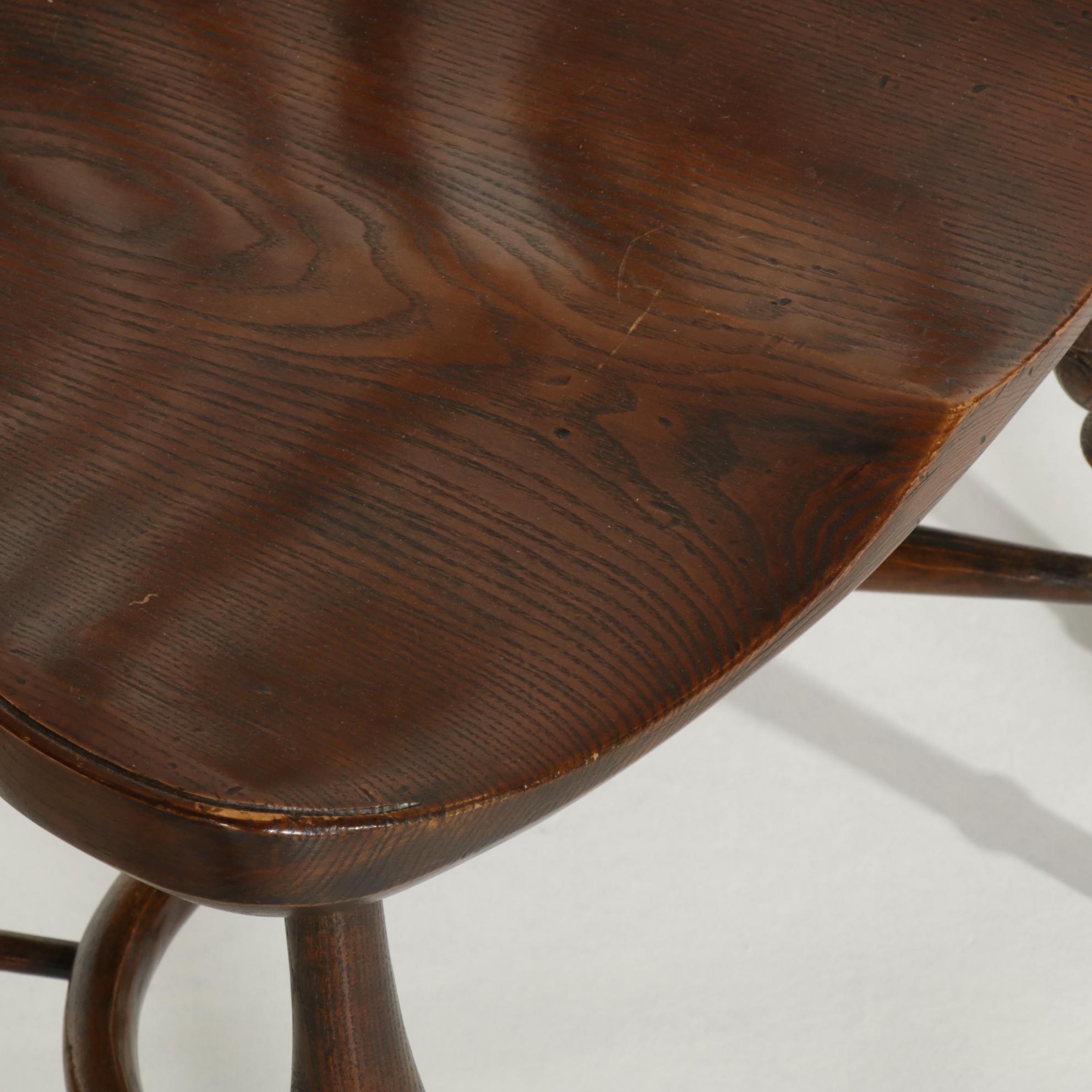 Thames Valley Style Pierced-Splat Reproduction Windsor Side Chairs