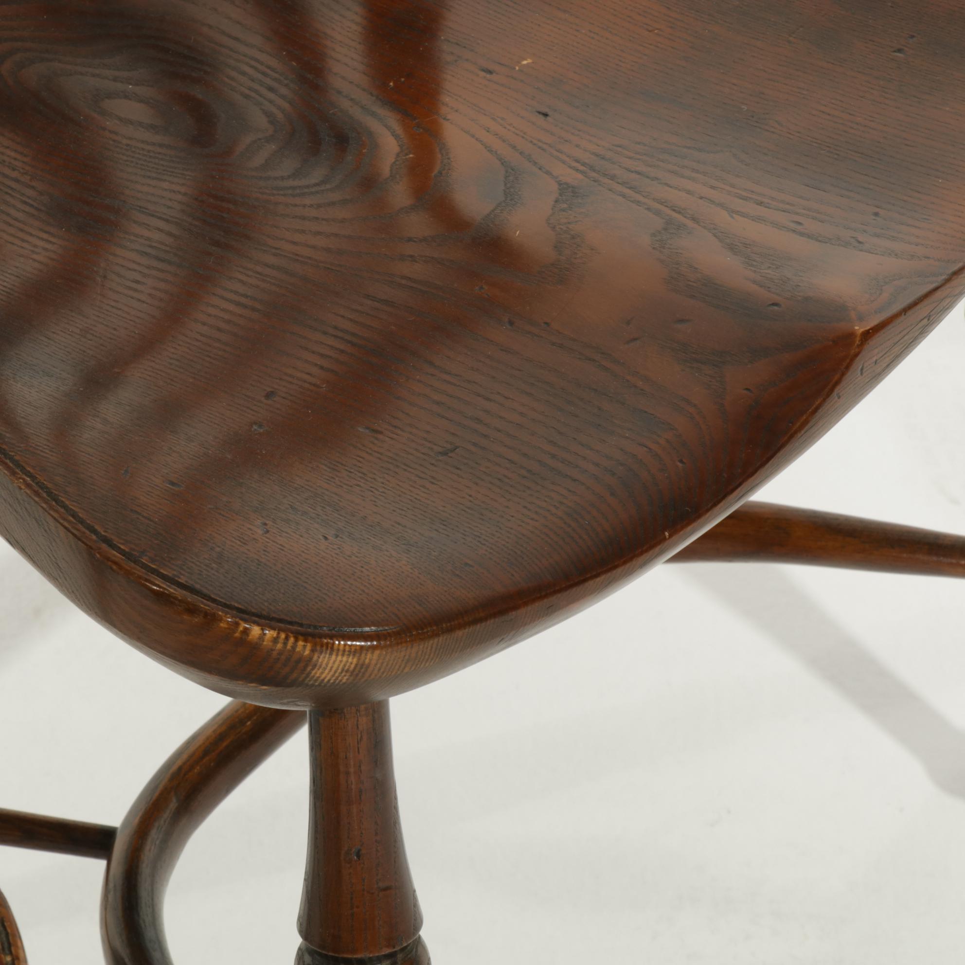 Thames Valley Style Pierced-Splat Reproduction Windsor Side Chairs