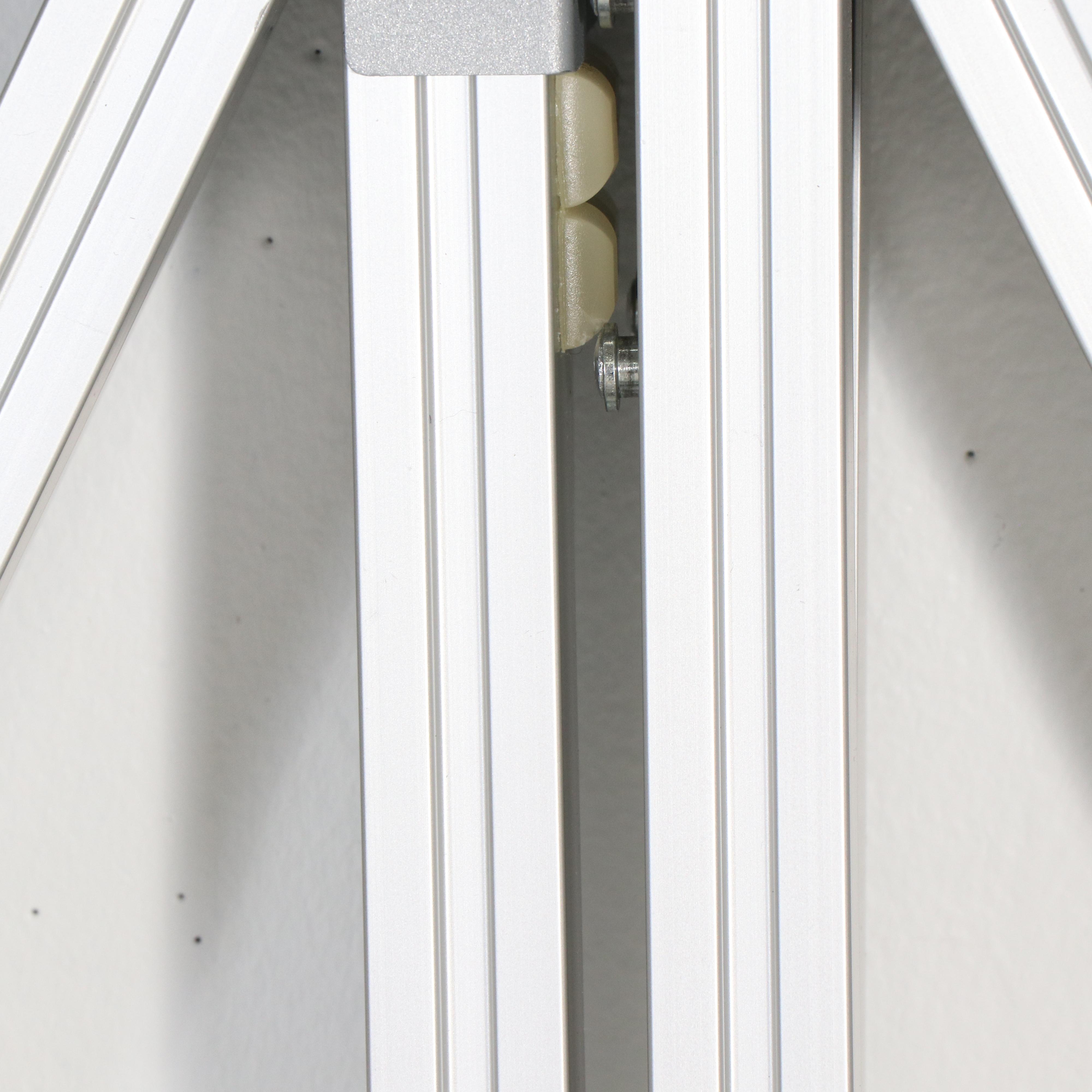 Skyline DesignView Portable Aluminum Presentation and Display System