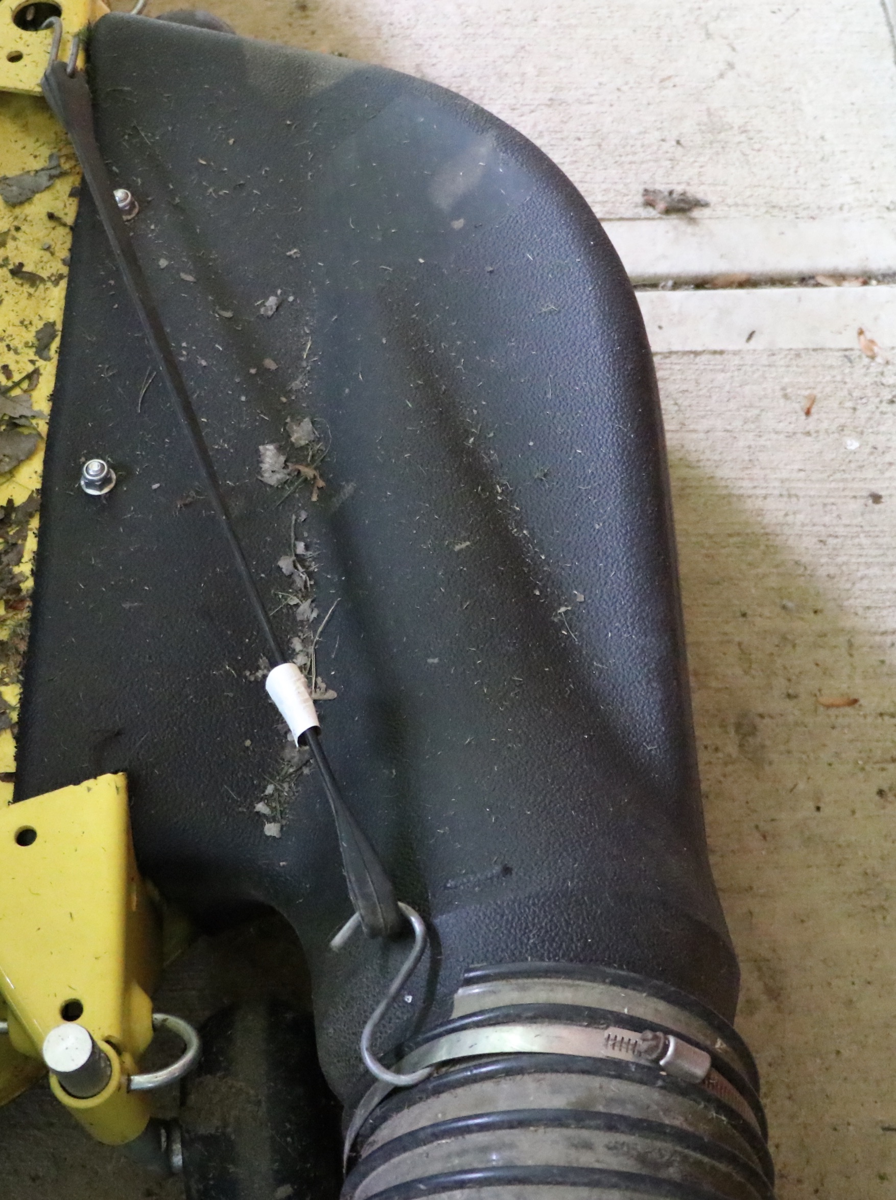 AgriFab Hard Top Mow-N-Vac Lawn Vacuum