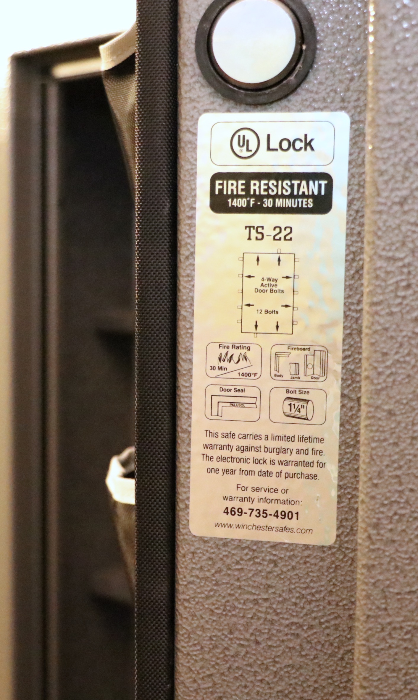Winchester TS-22 Fire Resistant Gun Safe