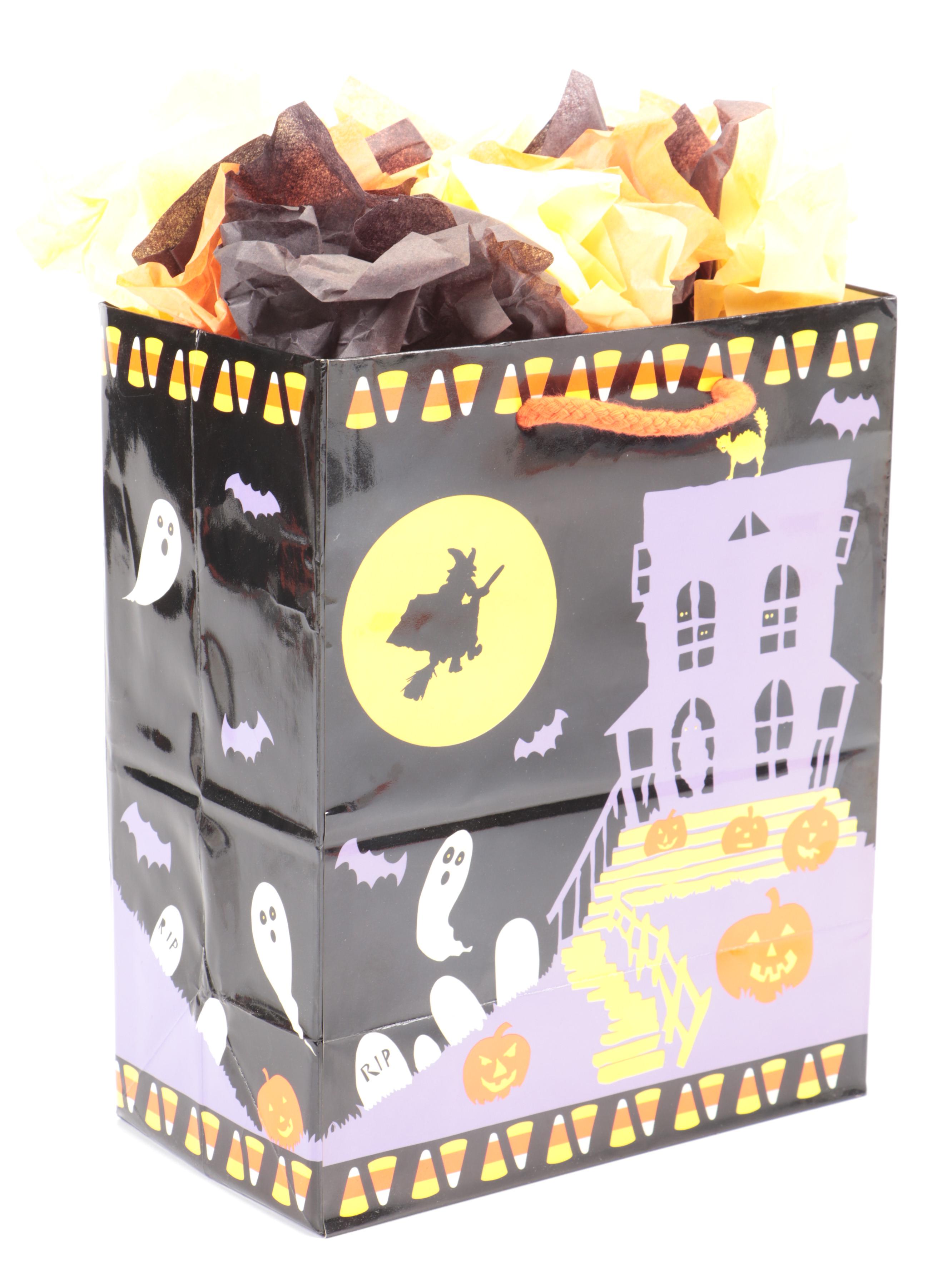Hobbyist Hand-Crafted Halloween Witch and Amish Kitchen Theme Miniature Dioramas