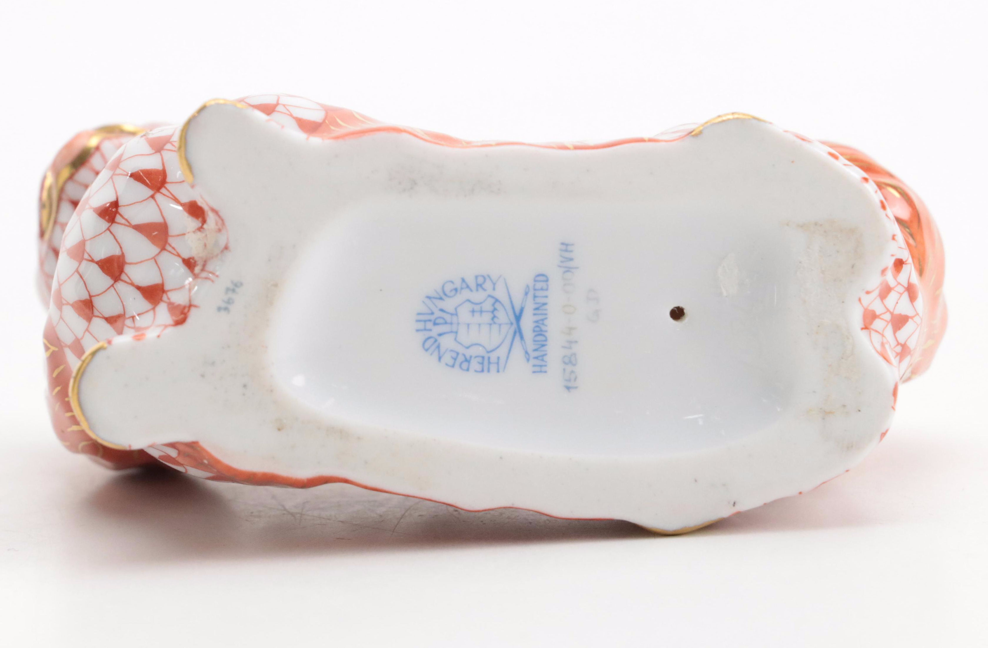 Herend Rust Fishnet with Gold "Pekingese" Porcelain Figurine