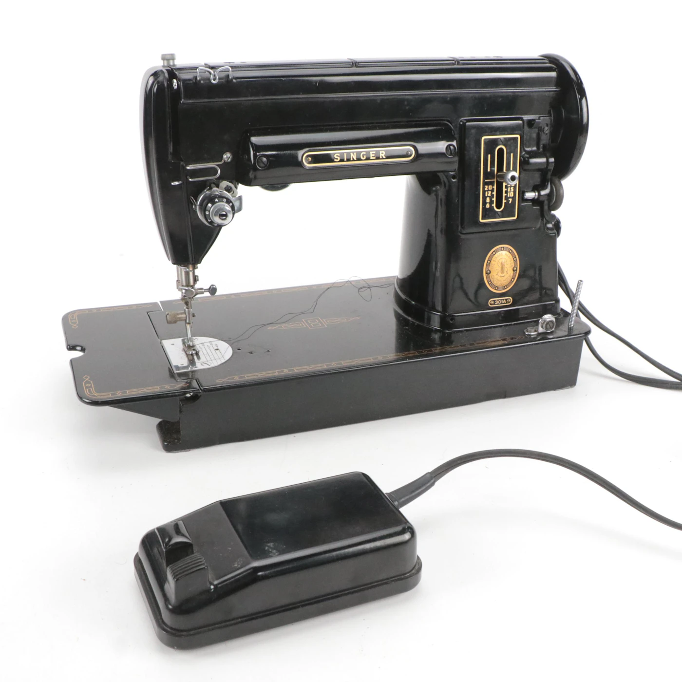 Singer 301A Electric Sewing Machine with Accessories and Instructions ...