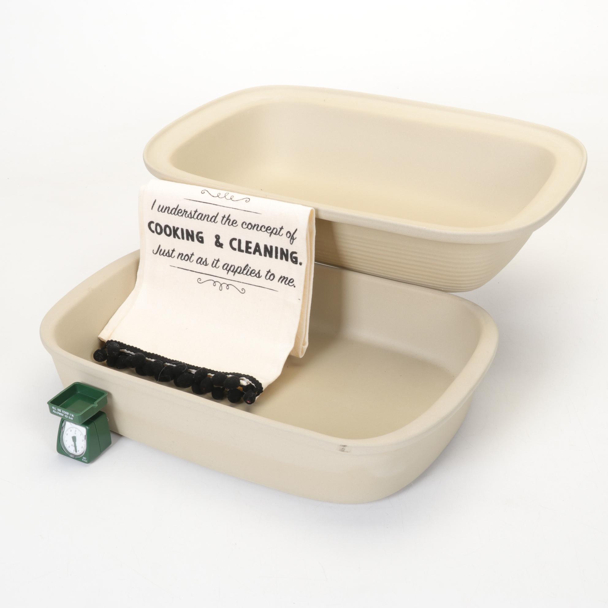 Pampered Chef Stoneware Baking Dish and Lid/Bowl