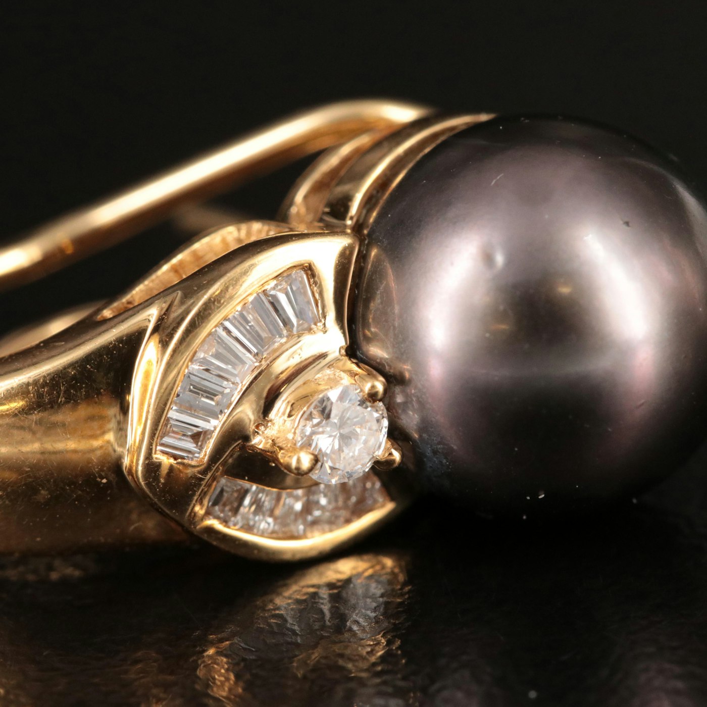 18K Pearl and Diamond Earrings | EBTH