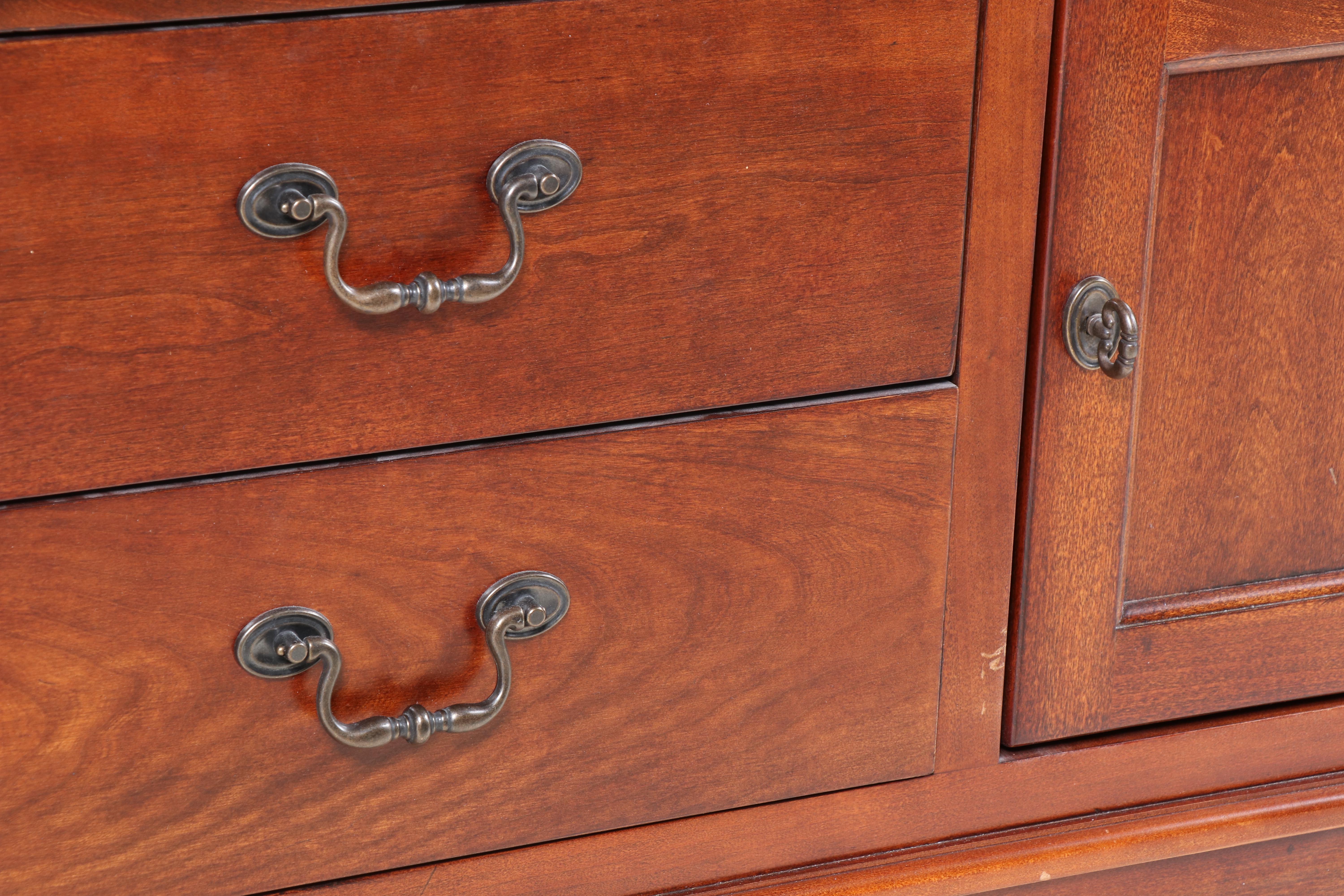 Universal Furniture Cherry Finish Queen Anne Style Sideboard