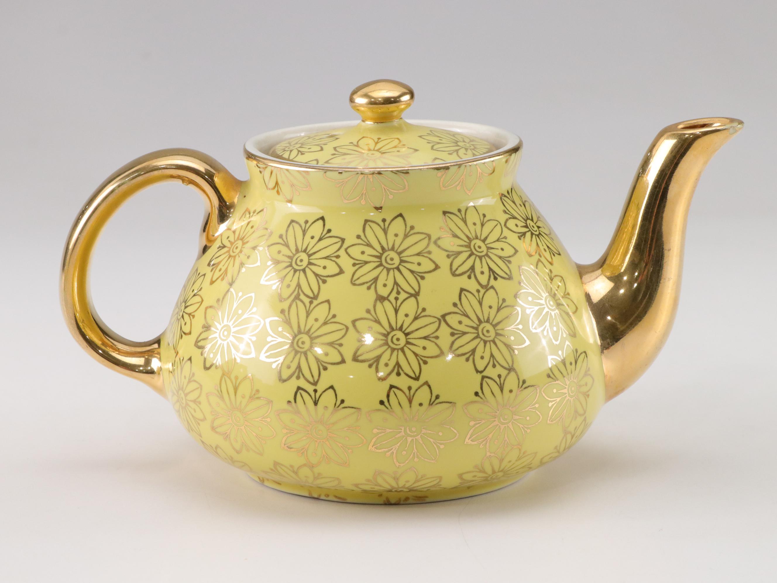 Hall 037 and 799 Ceramic Teapots with Gold Decoration with Brinn's Daisy Teapot