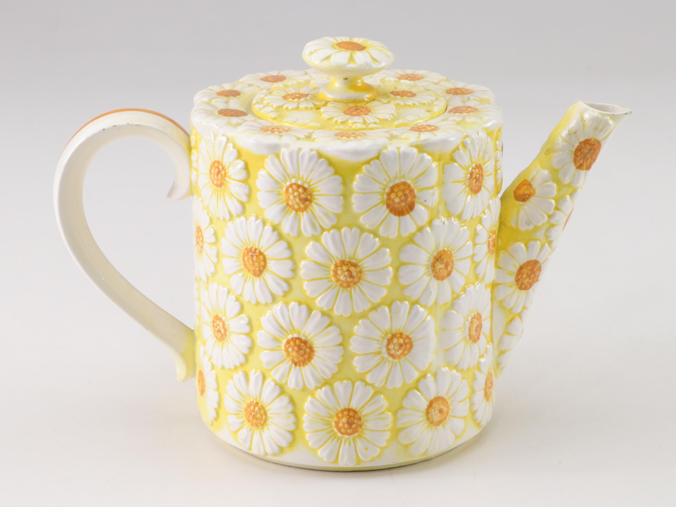 Hall 037 and 799 Ceramic Teapots with Gold Decoration with Brinn's Daisy Teapot