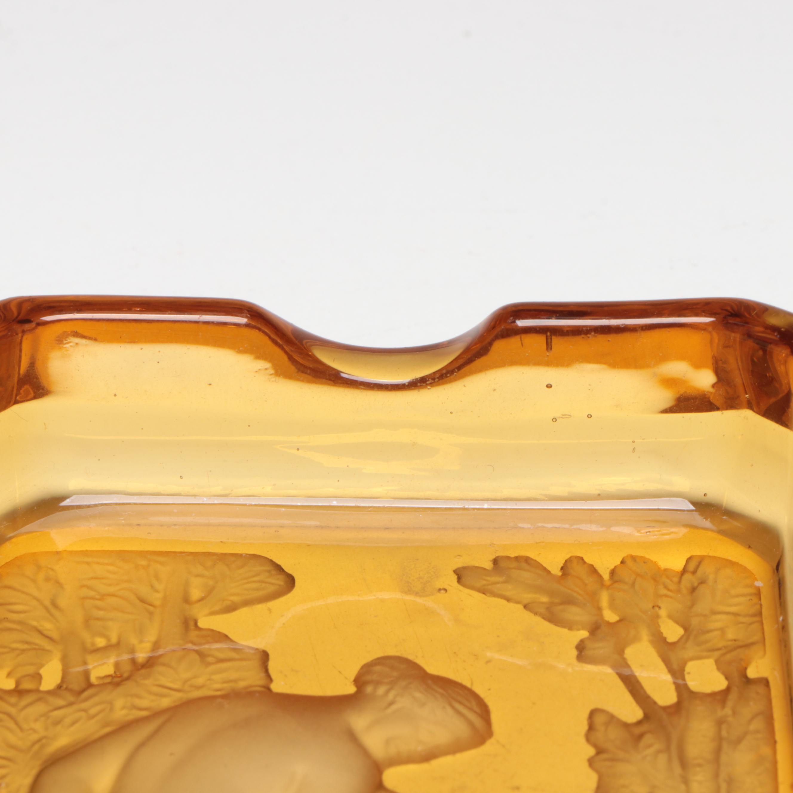 Leda and the Swan Intaglio Amber Glass Ashtray, Early to Mid-20th Century