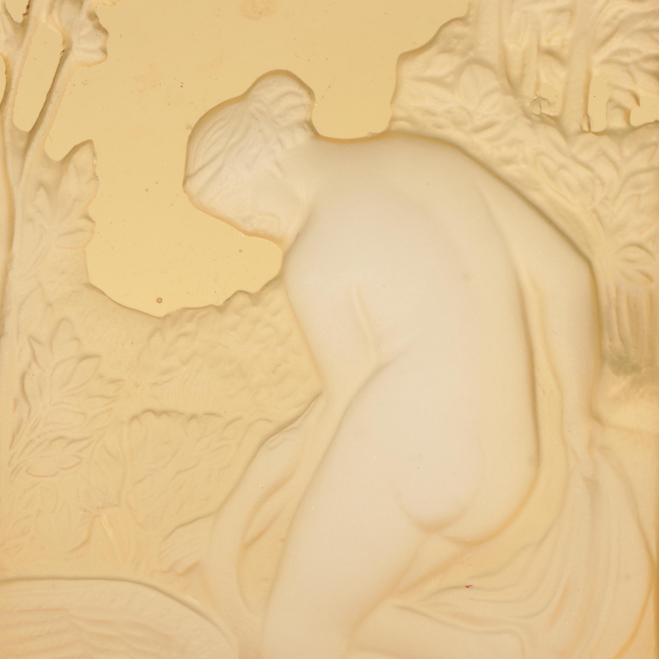 Leda and the Swan Intaglio Amber Glass Ashtray, Early to Mid-20th Century