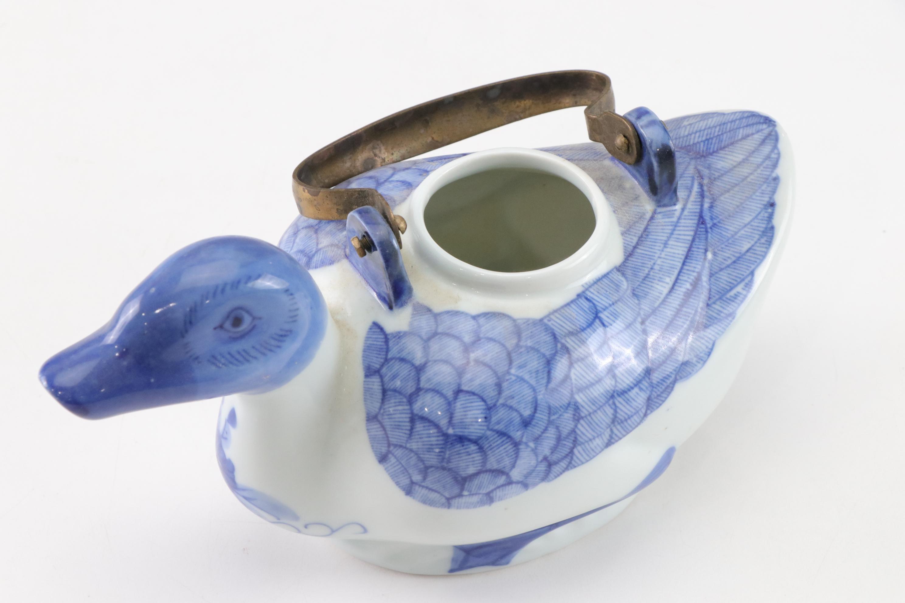 Chinese Ceramic Duck Teapot, Late 20th Century