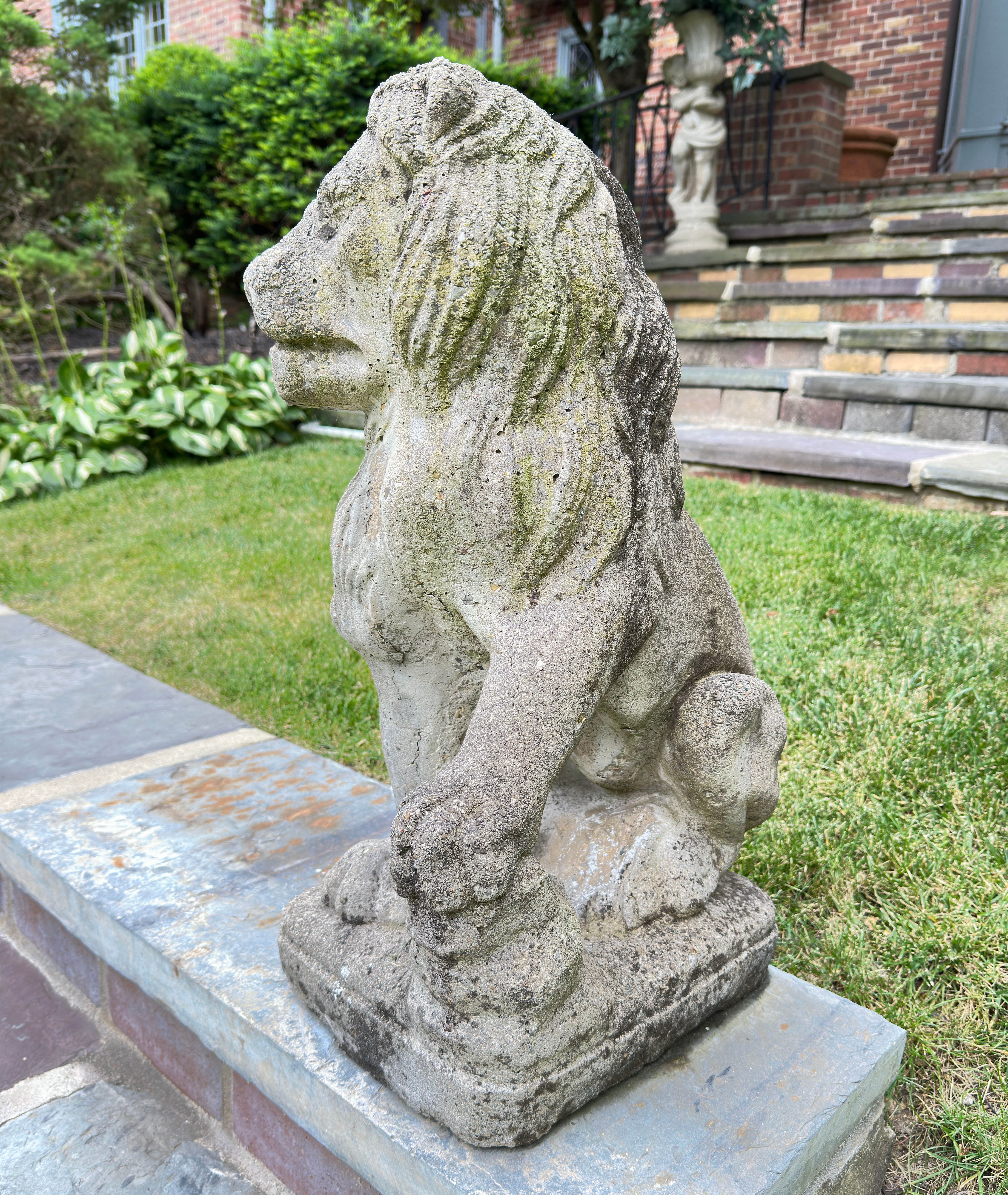 Cast Concrete Lion Garden Statue