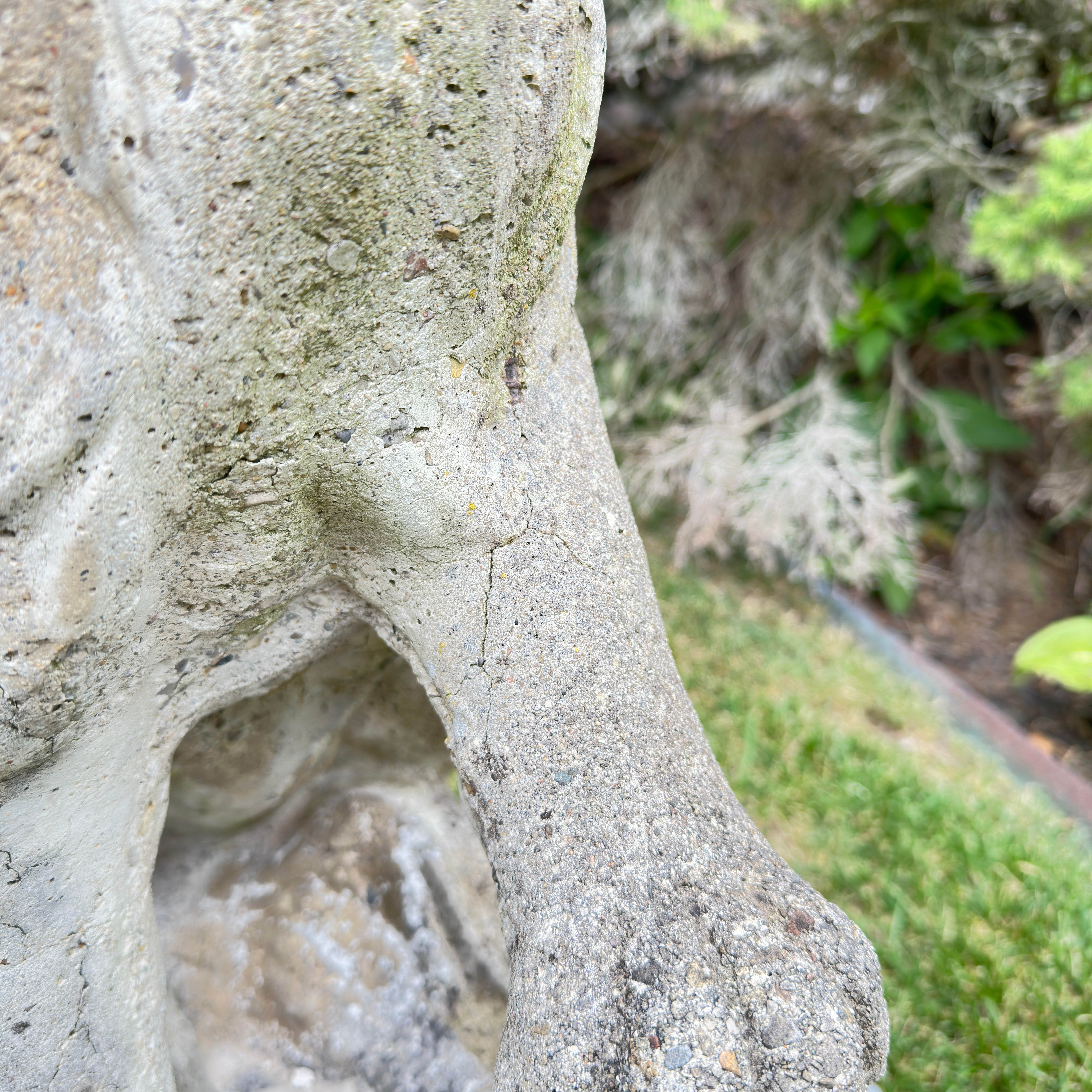 Cast Concrete Lion Garden Statue