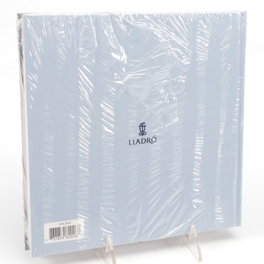 Lladró "Eskimo Riders" Porcelain Figurine with Catalog and Greeting