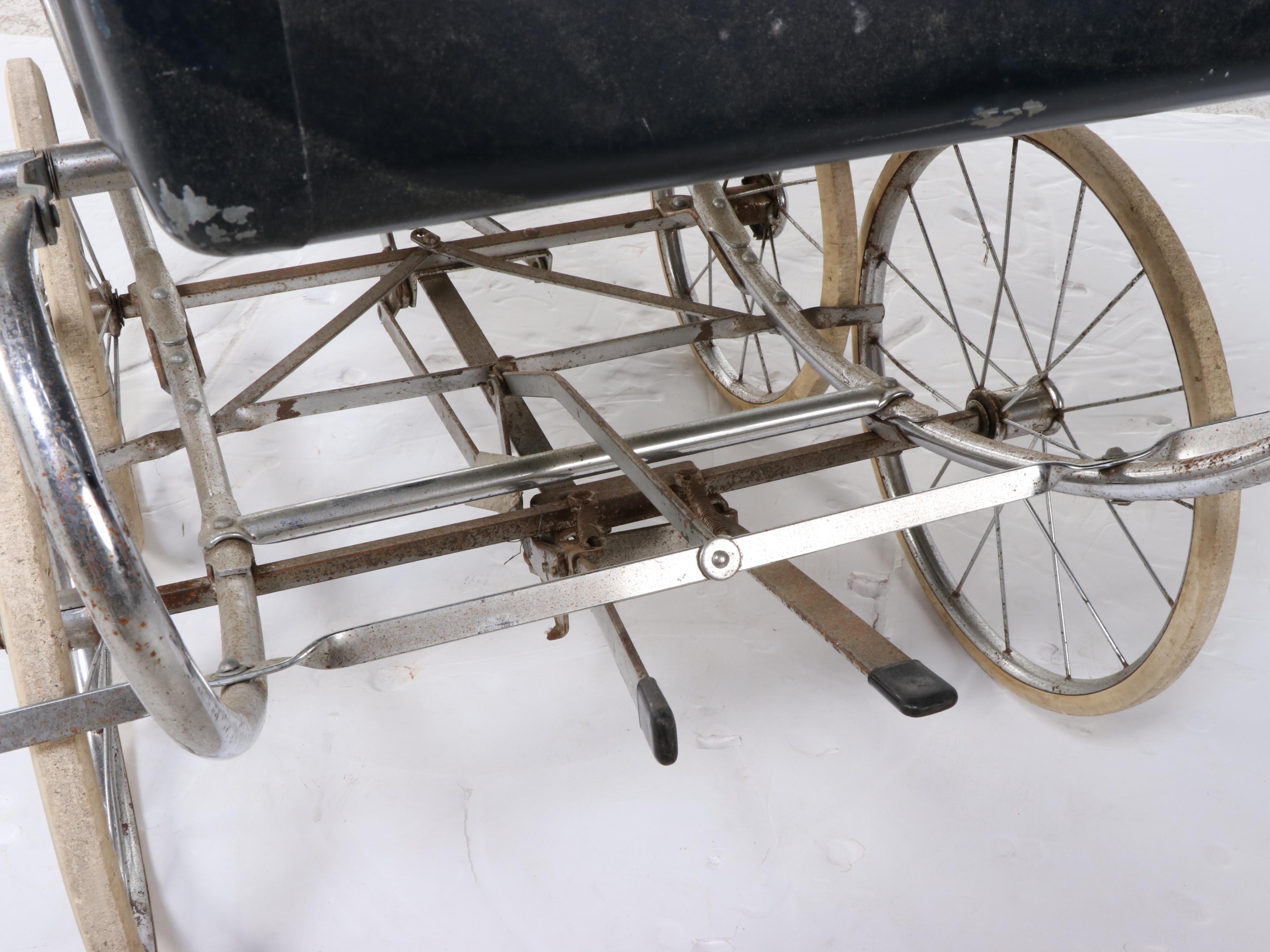 English BiltRite Pram, 1950s-1960s