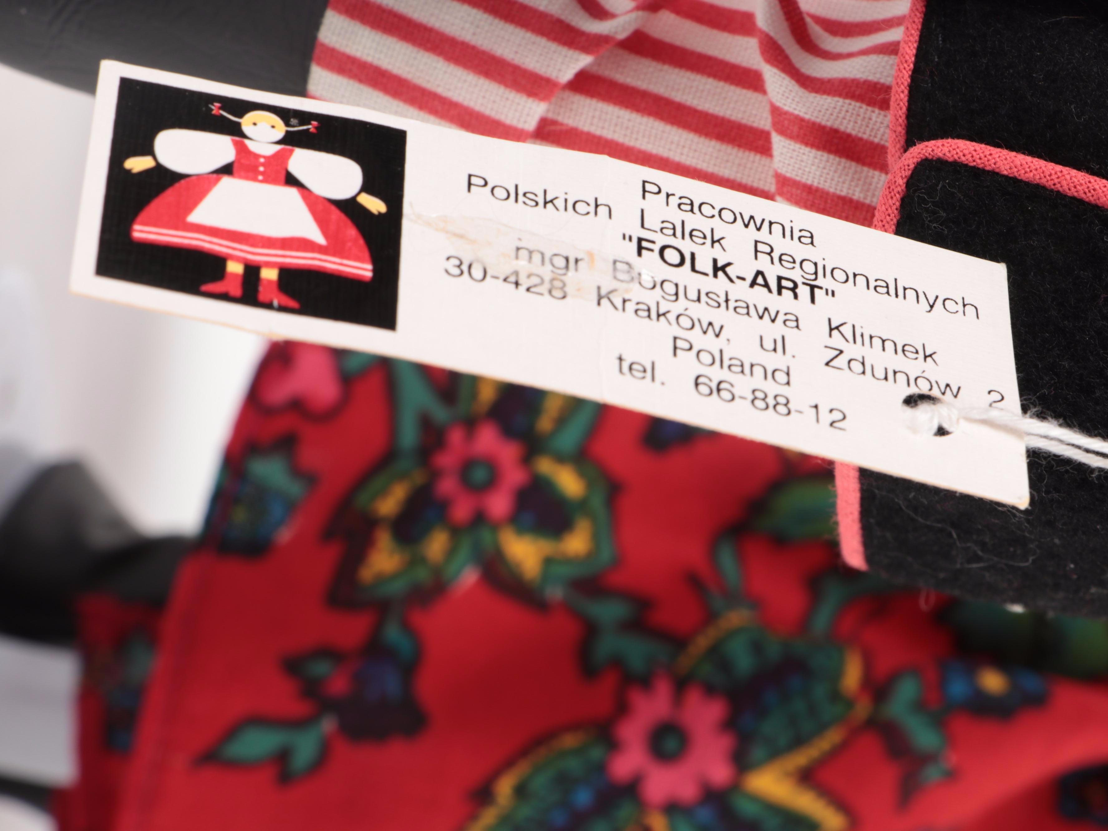 Polish Krakowiak Dress Dolls with Handmade Polish Table Runner, Late 20th C.