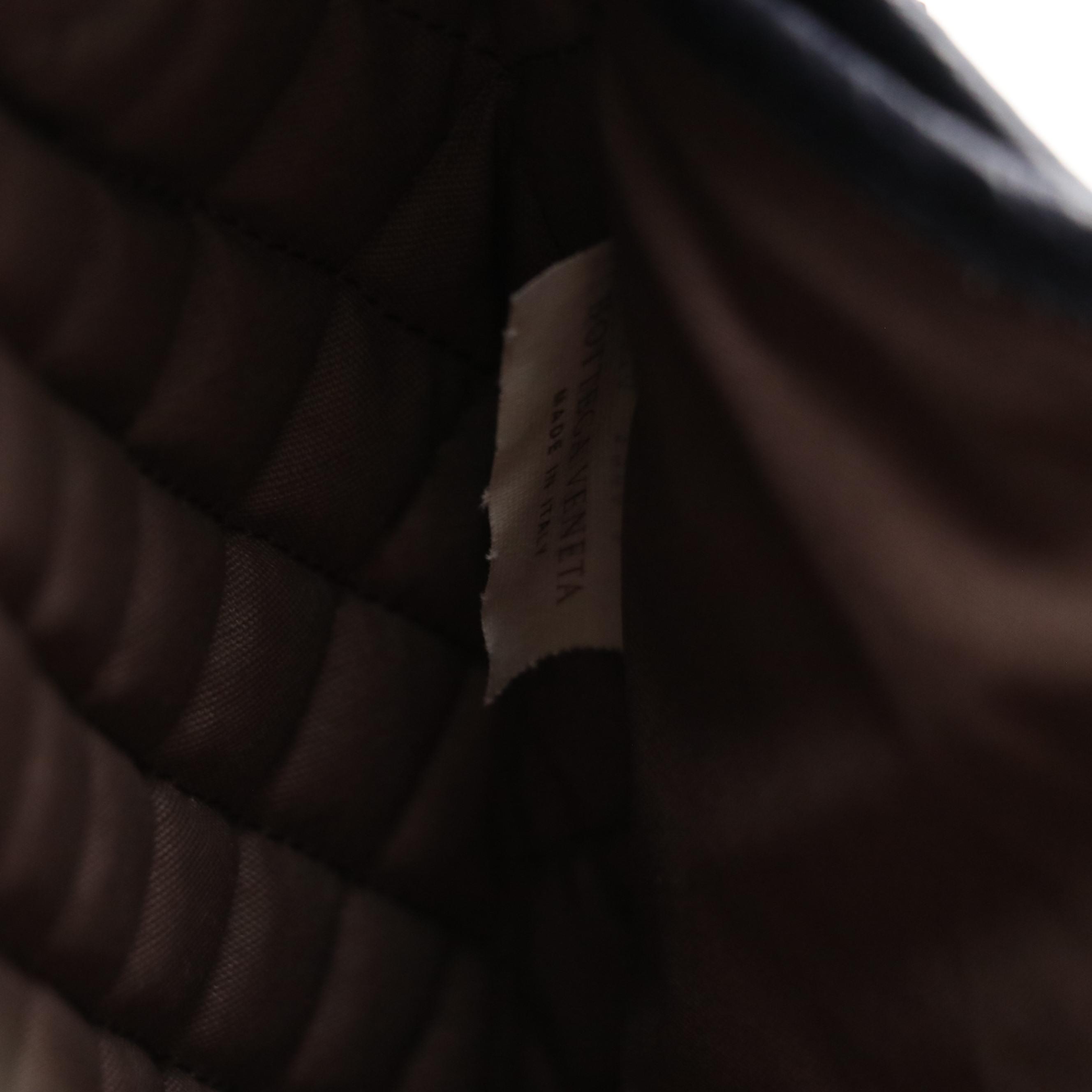 Bottega Veneta Top Handle Bag in Cervo Leather with Intrecciato Detail