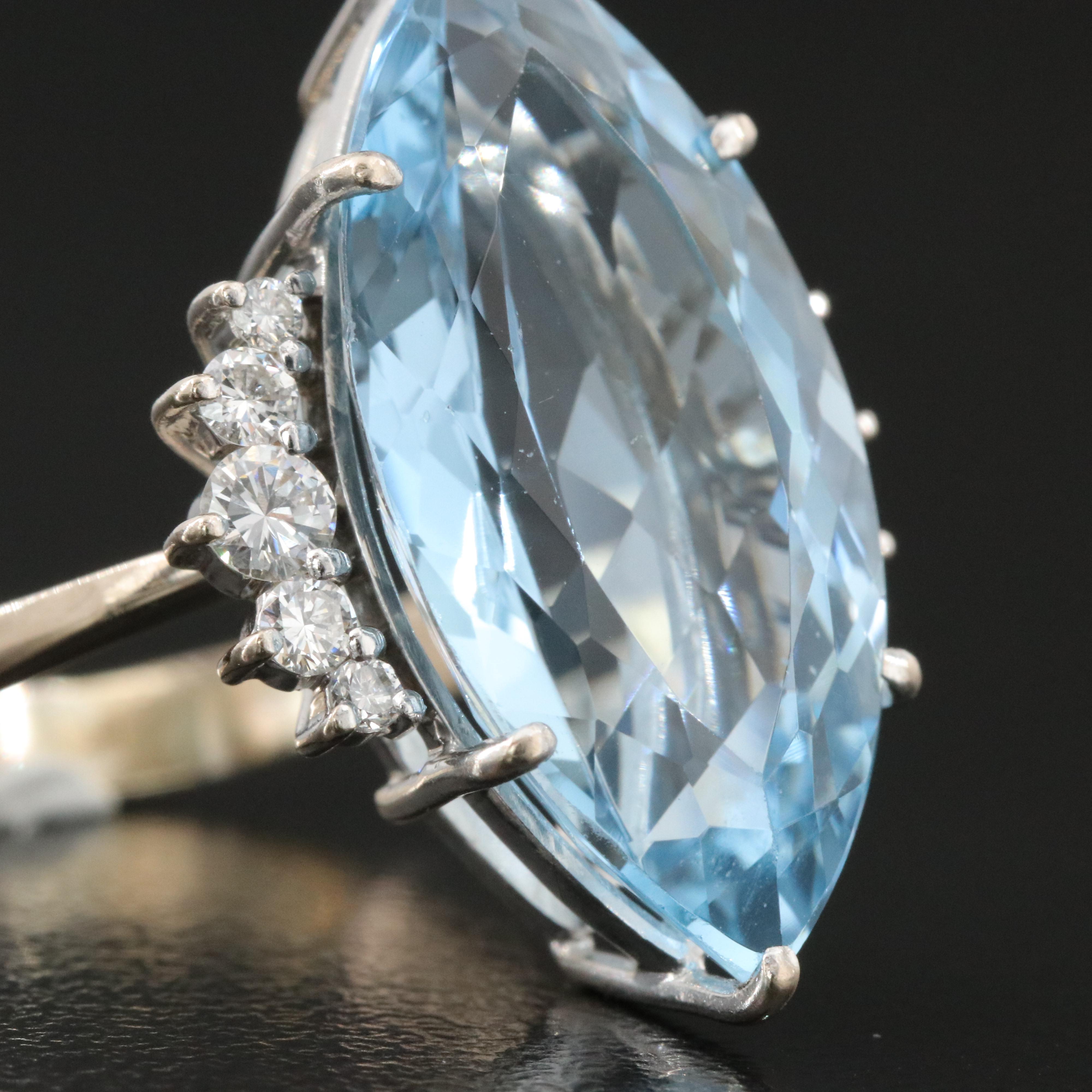 H. Stern 18K 10.50 CT Aquamarine and Diamond Ring with an IGI Report ...