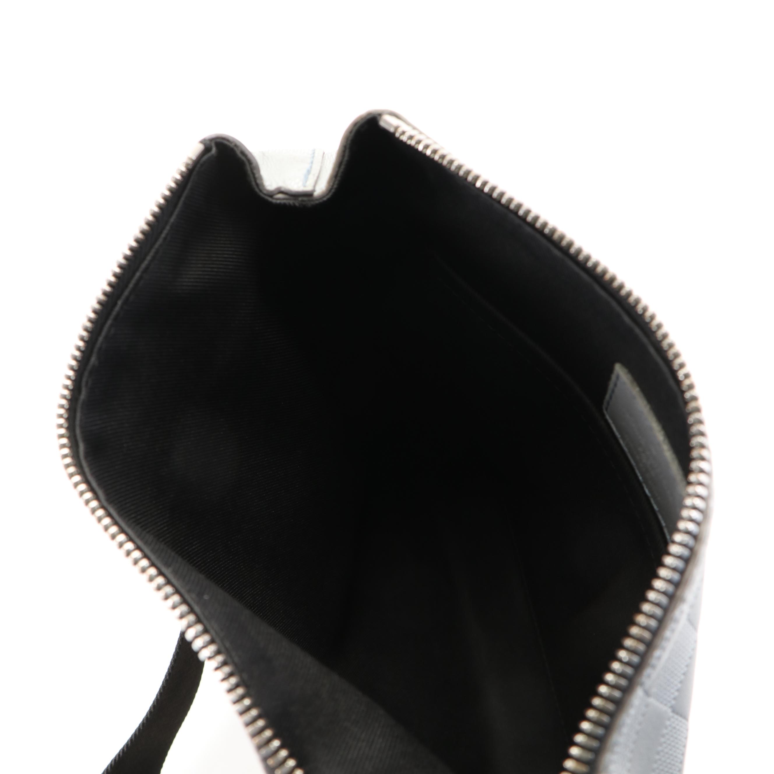 Louis Vuitton Discovery Messenger Bag in Gray Damier Infini Leather