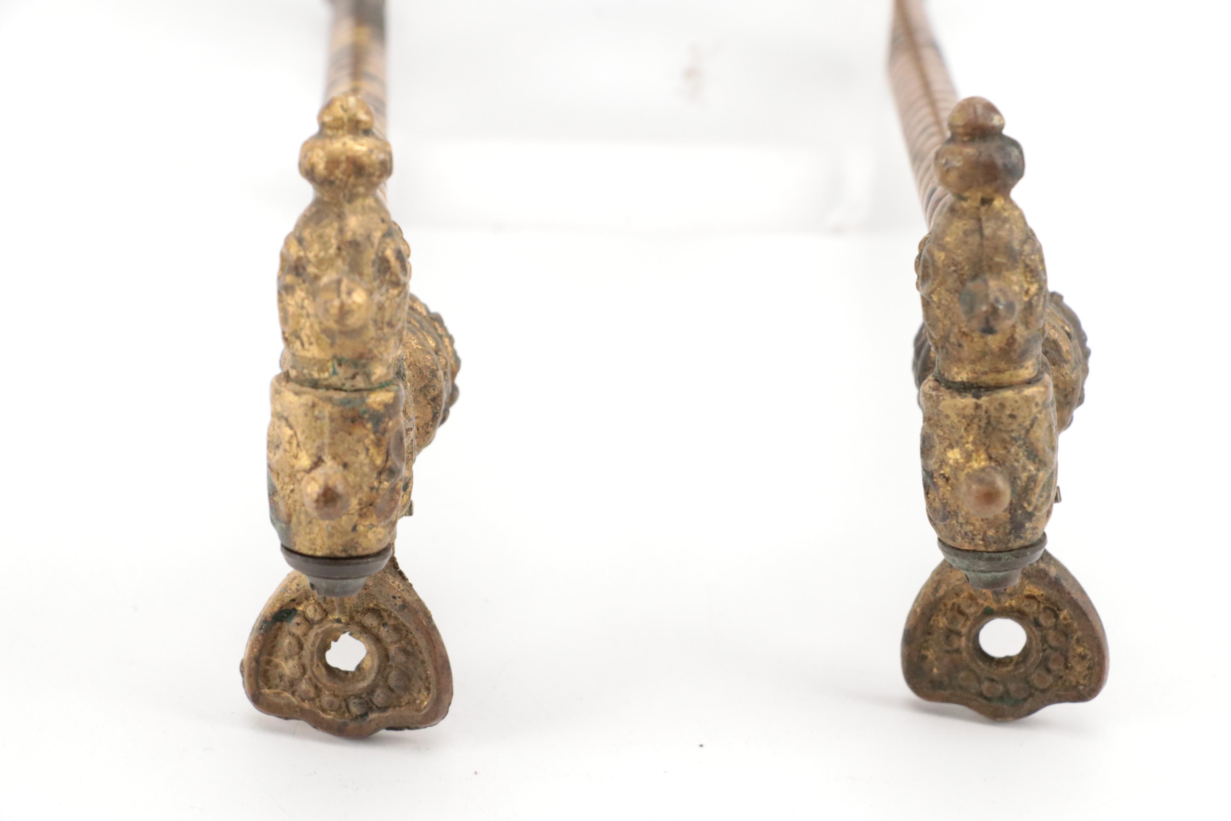 Twisted Pattern Brass Finish Gas Lamp Wall Sconce