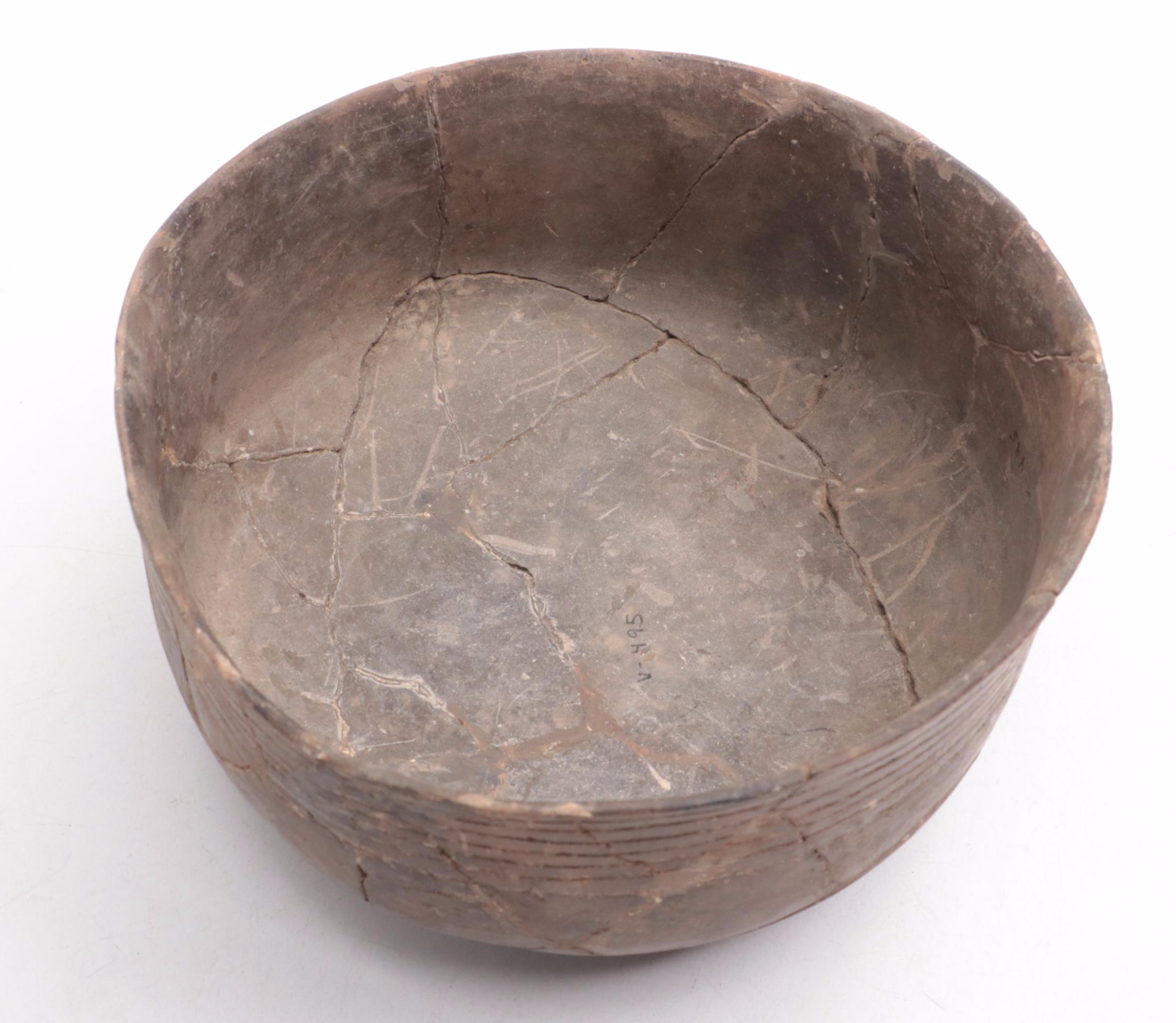 Caddo Type Incised Pottery Bowl