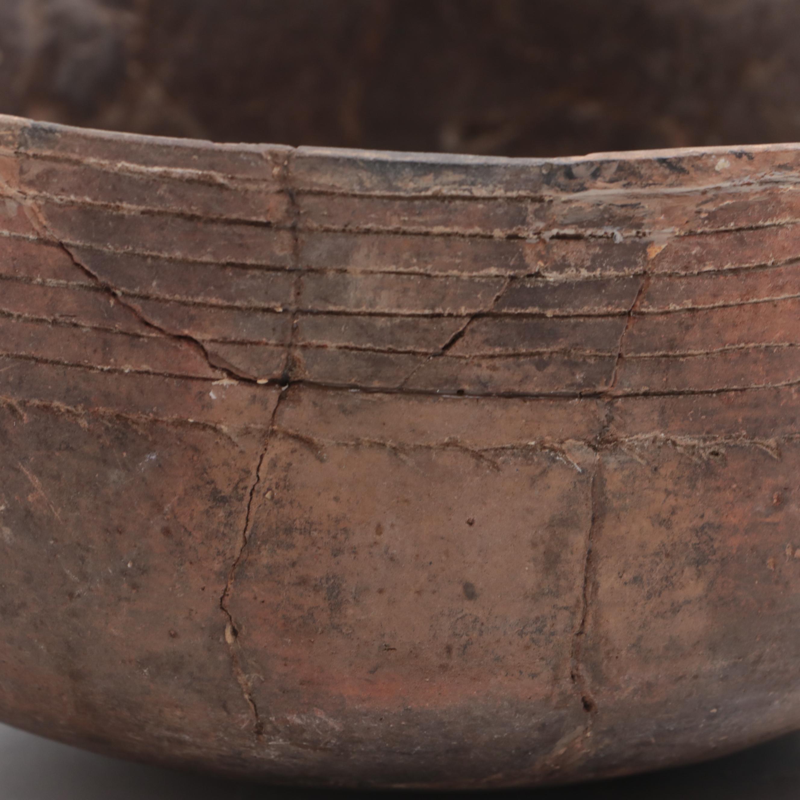 Caddo Type Incised Pottery Bowl