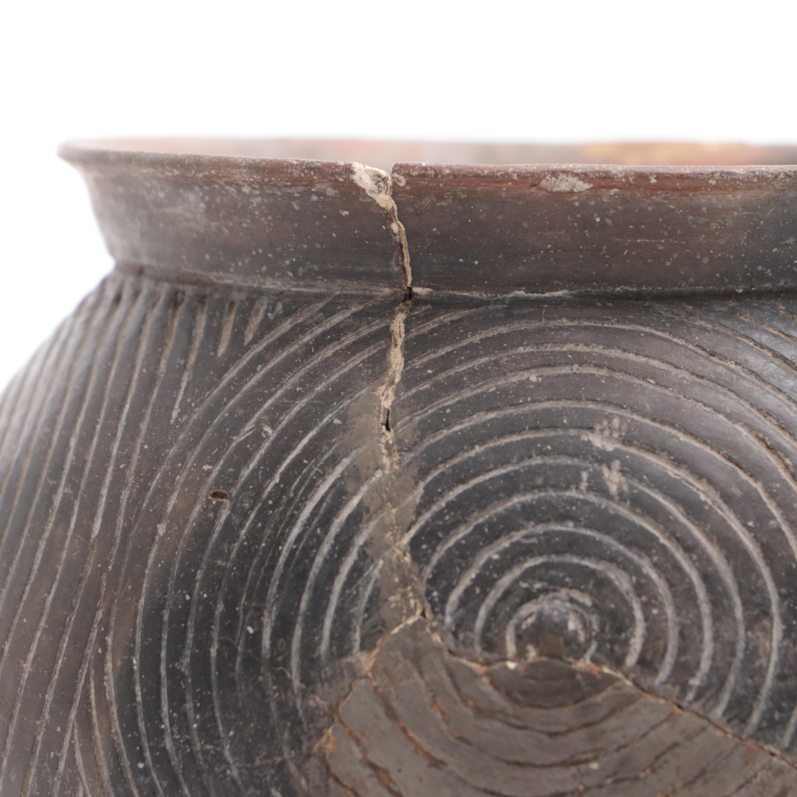 Caddo Type Spiral-Incised Pottery Bowl