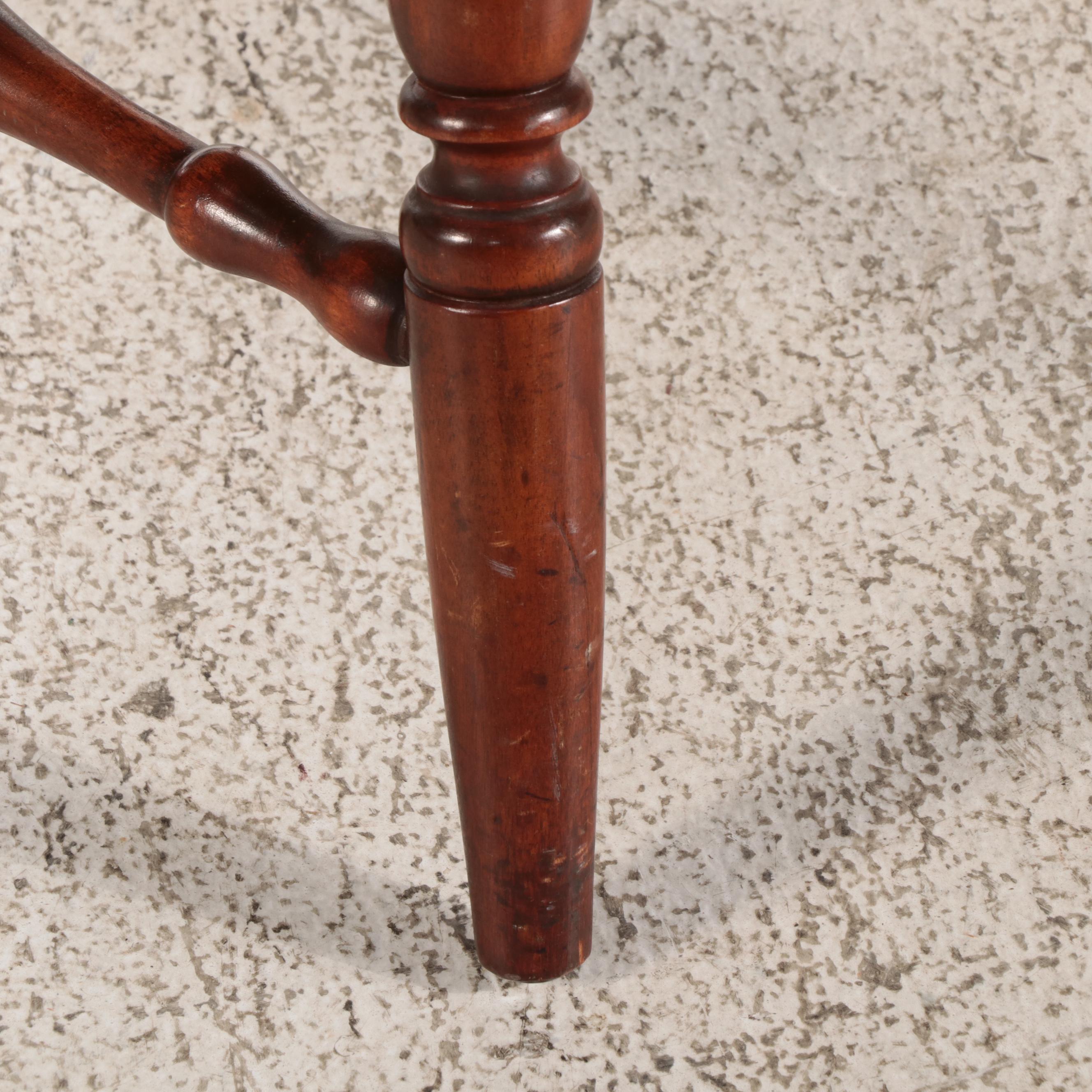 Four American Colonial Style Sack-Back and Knuckle-Arm Windsor Armchairs