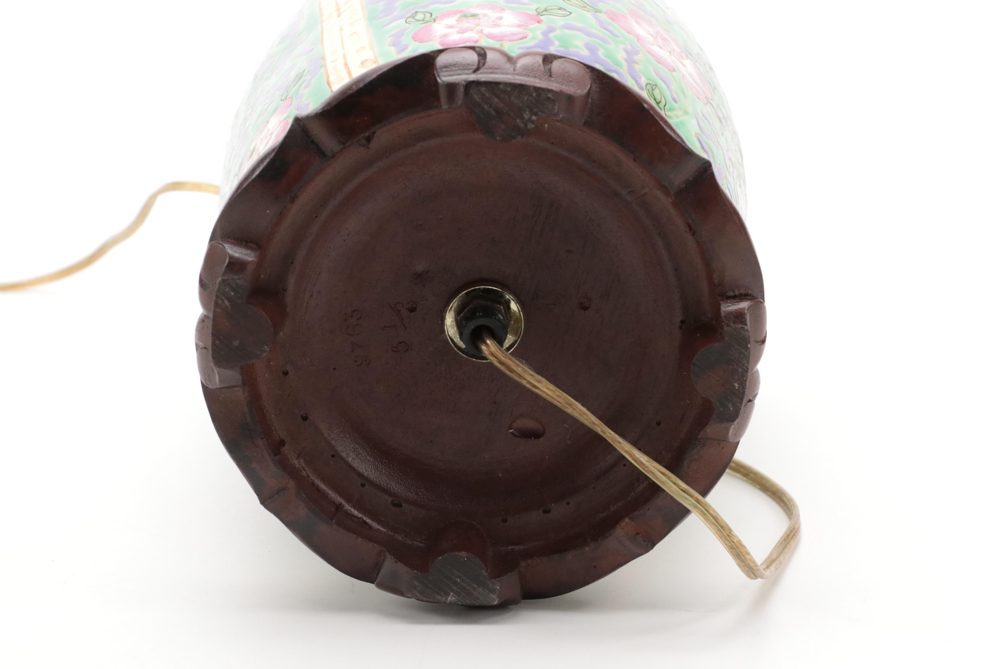 Chinese Porcelain Vase Table Lamps with Applied Decorations