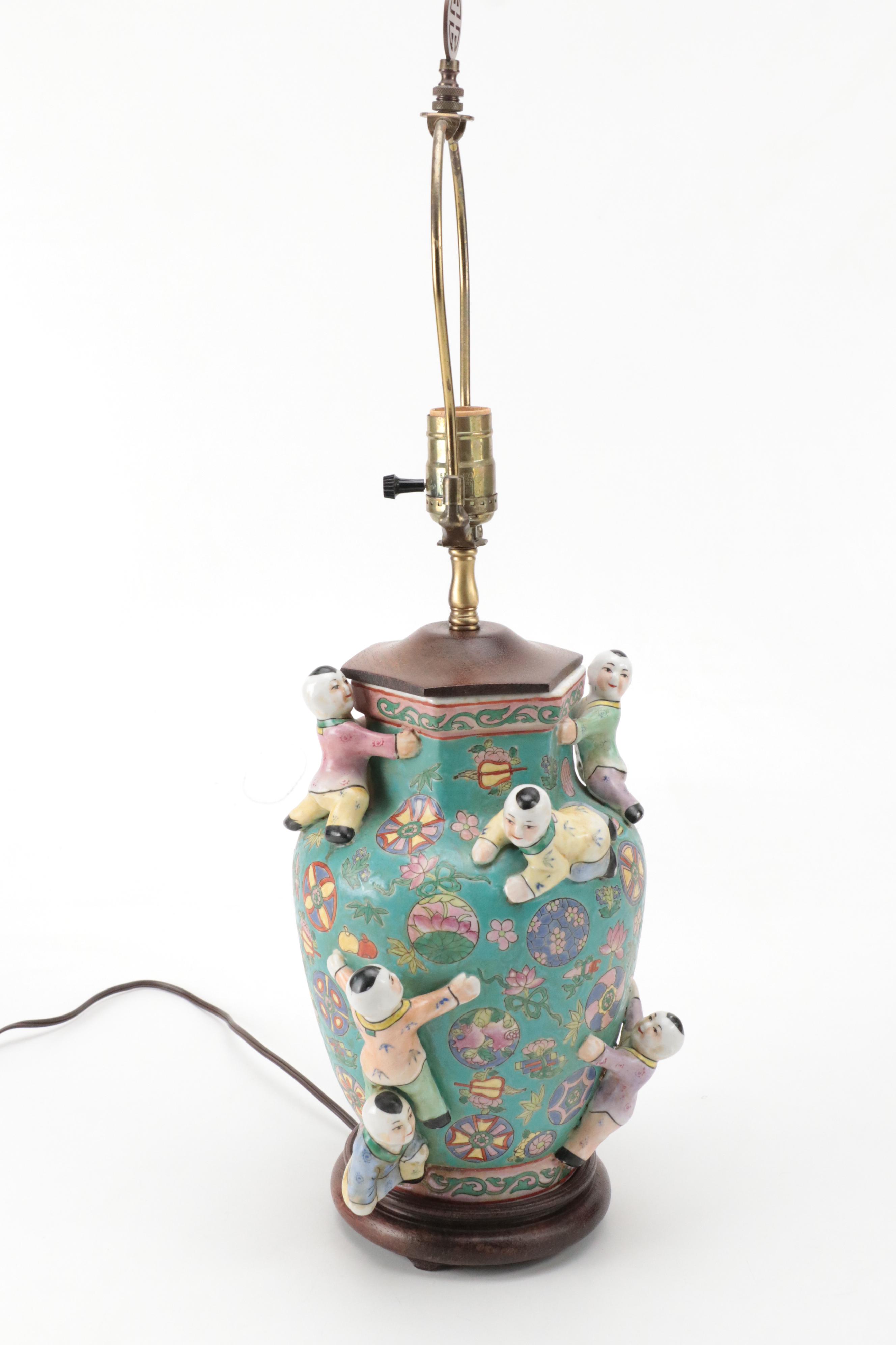 Chinese Porcelain Vase Table Lamps with Applied Decorations