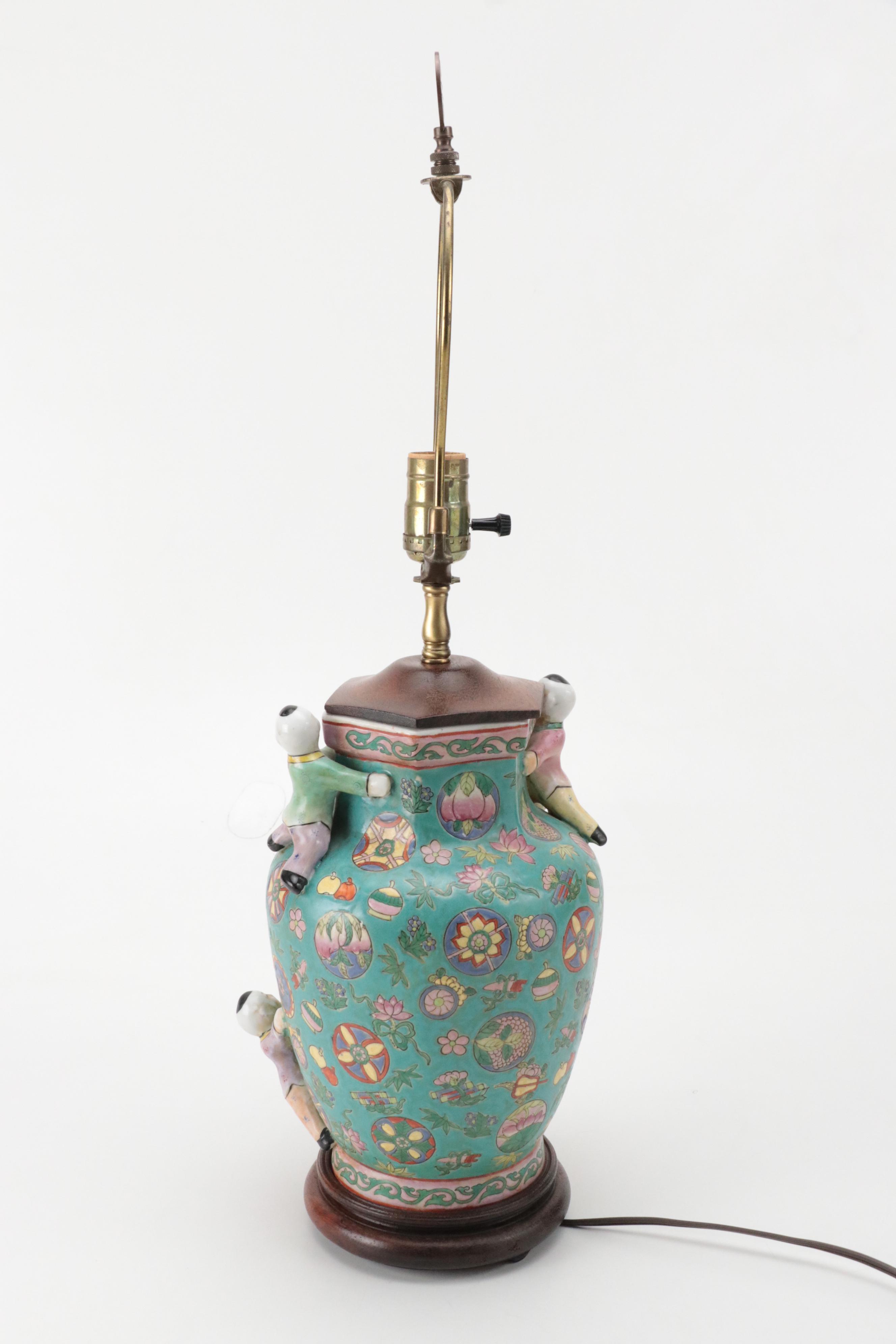 Chinese Porcelain Vase Table Lamps with Applied Decorations