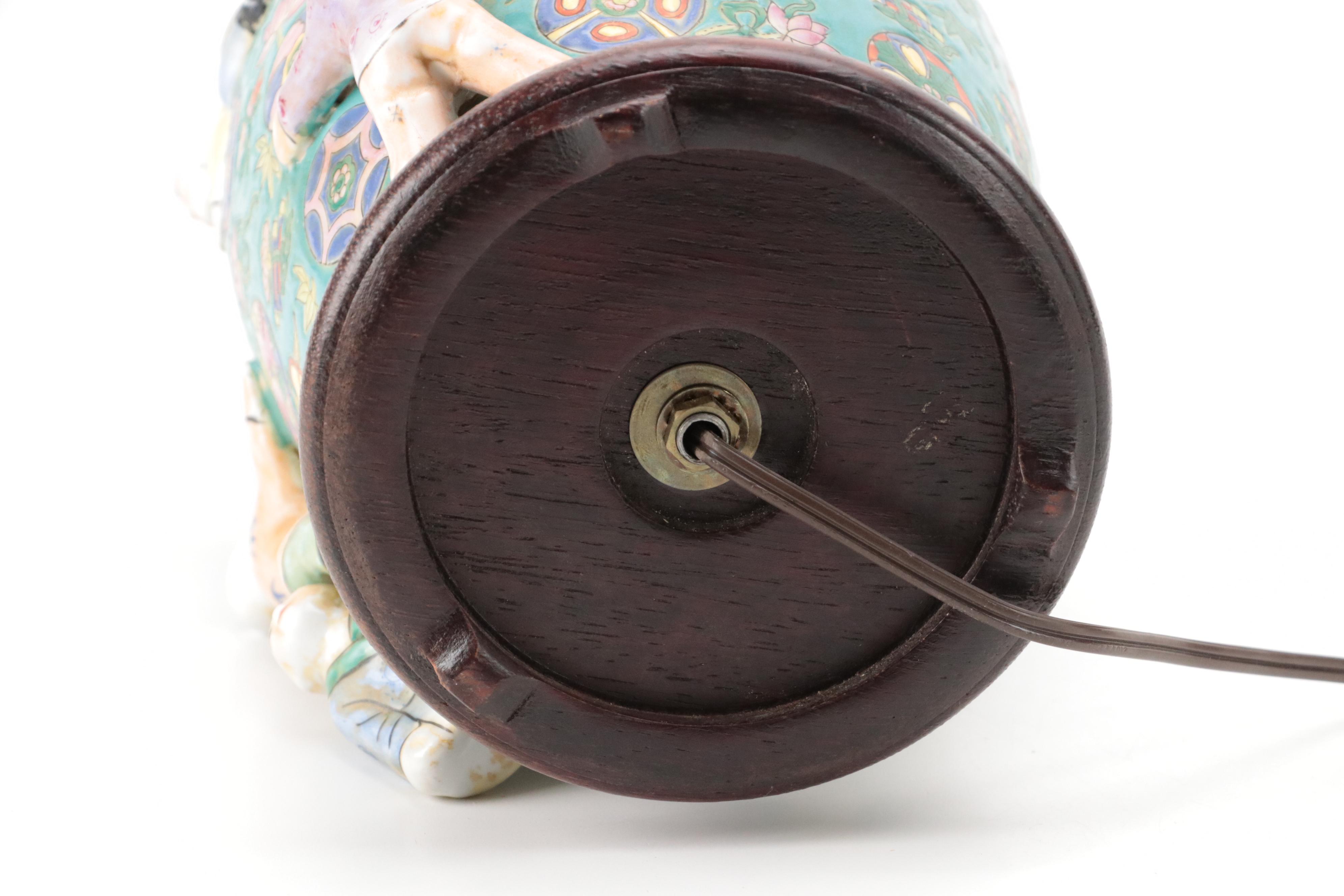 Chinese Porcelain Vase Table Lamps with Applied Decorations