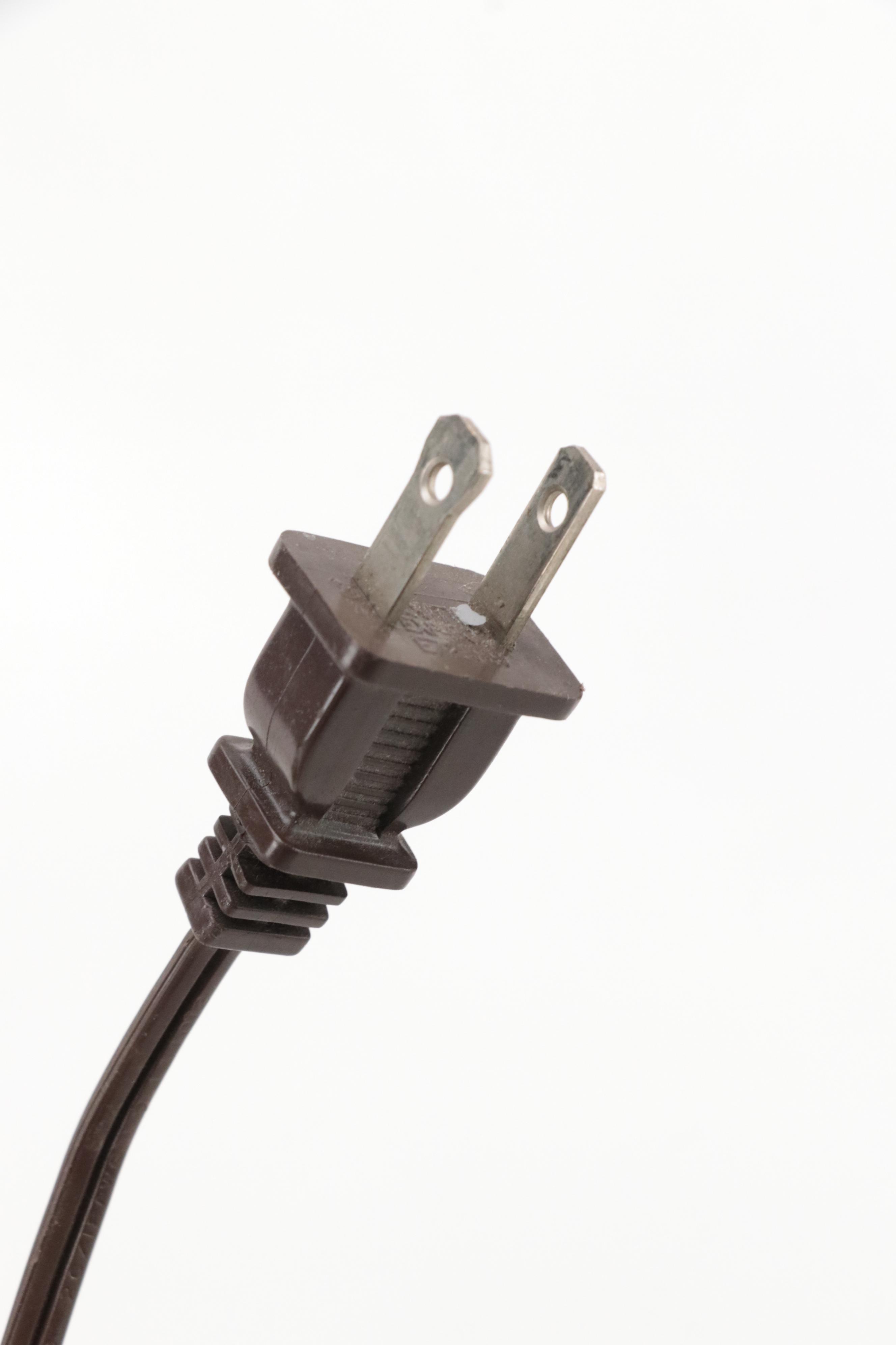 Chinese Porcelain Vase Table Lamps with Applied Decorations