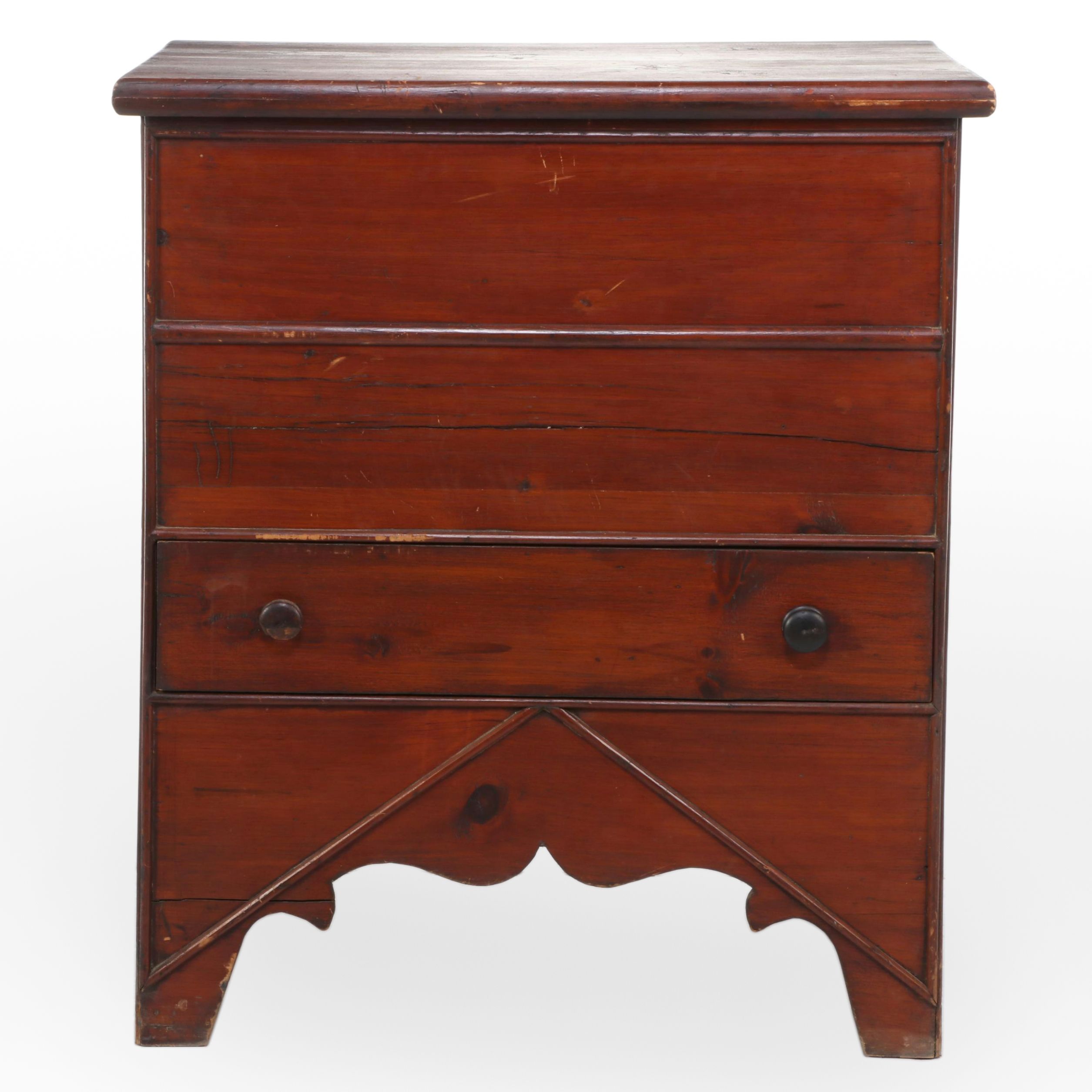 American Primitive Pine Mule Chest, Early 19th Century